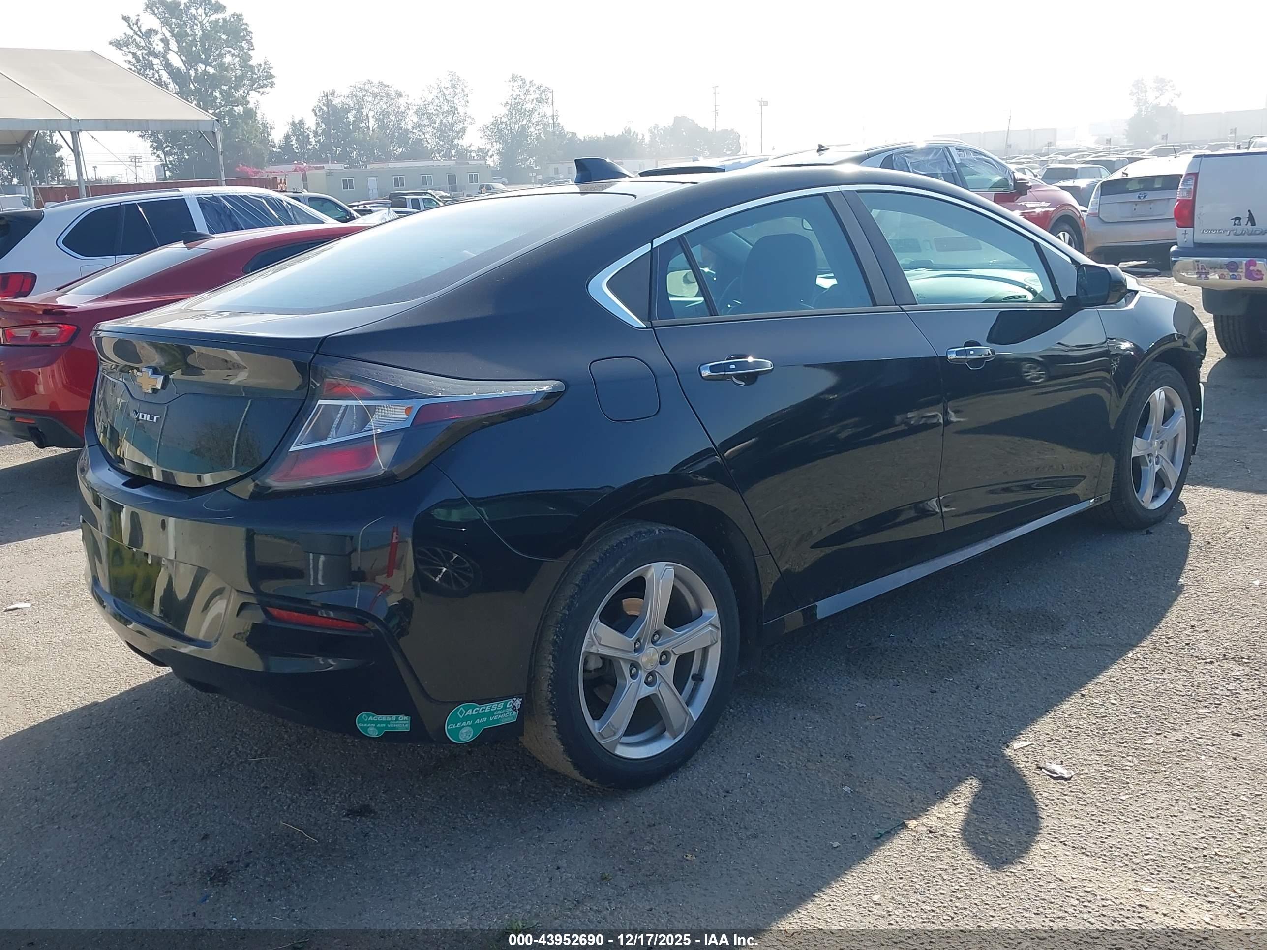 CHEVROLET VOLT image 4