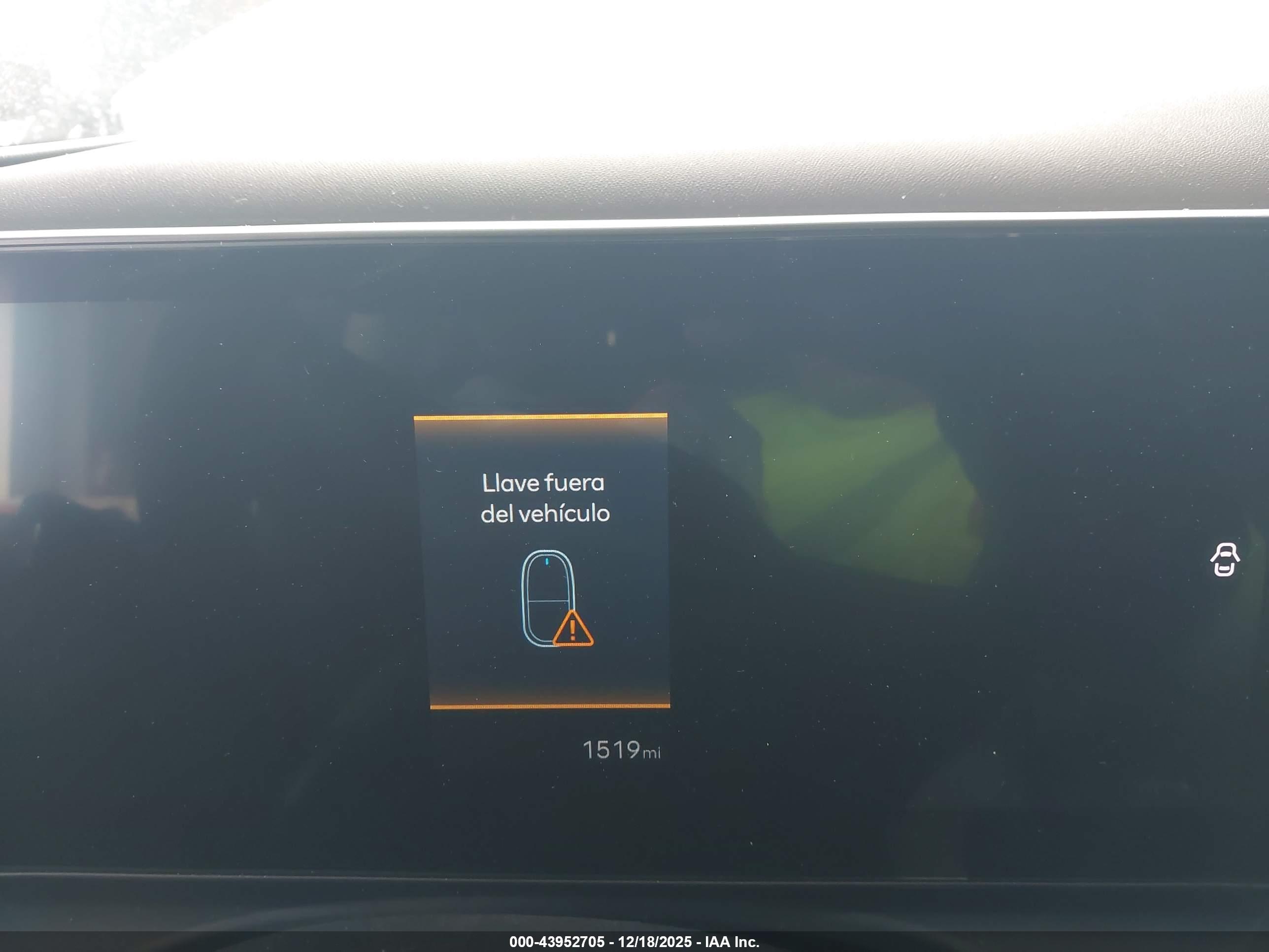 HYUNDAI TUCSON image 7
