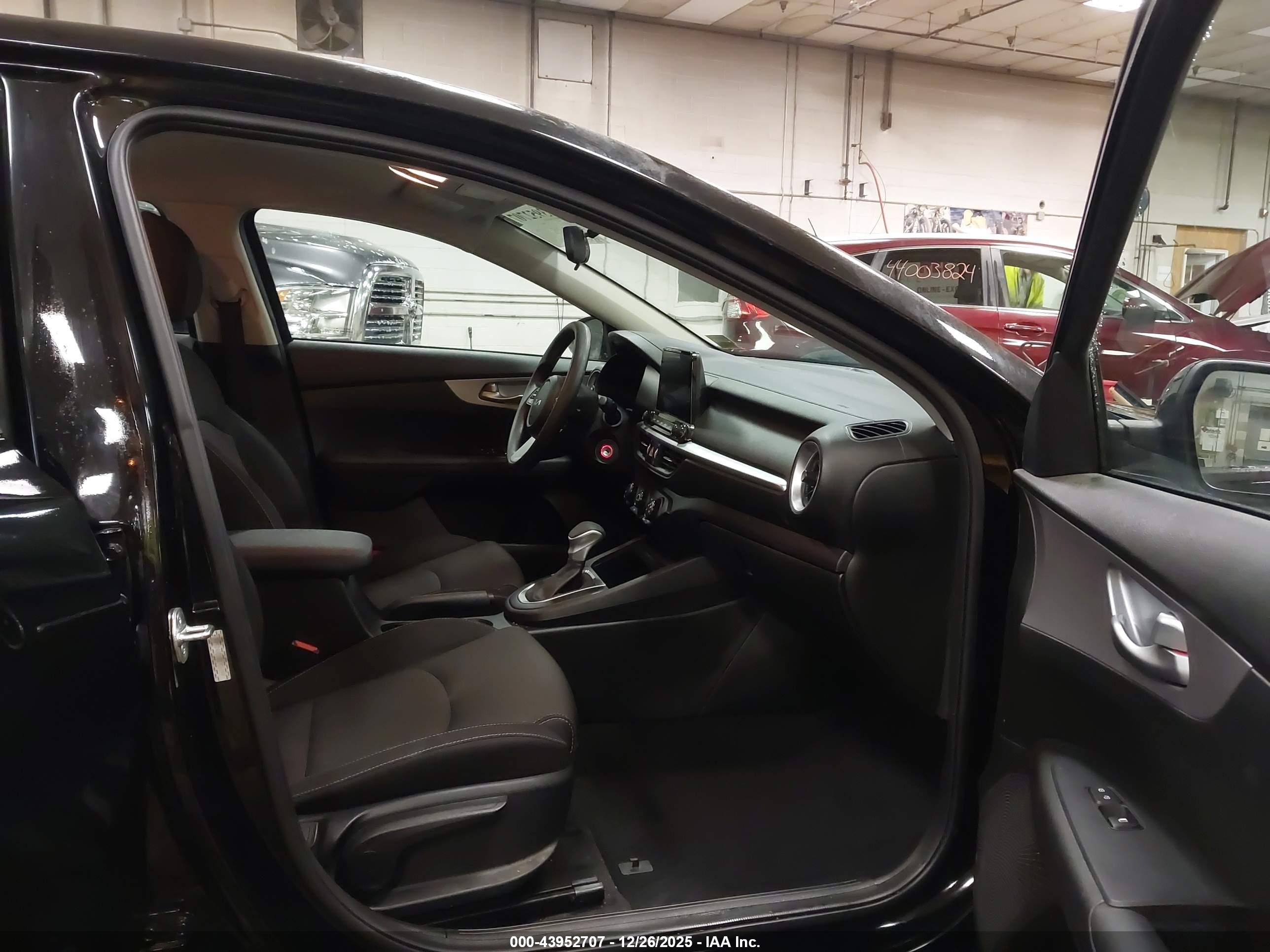 KIA FORTE image 5