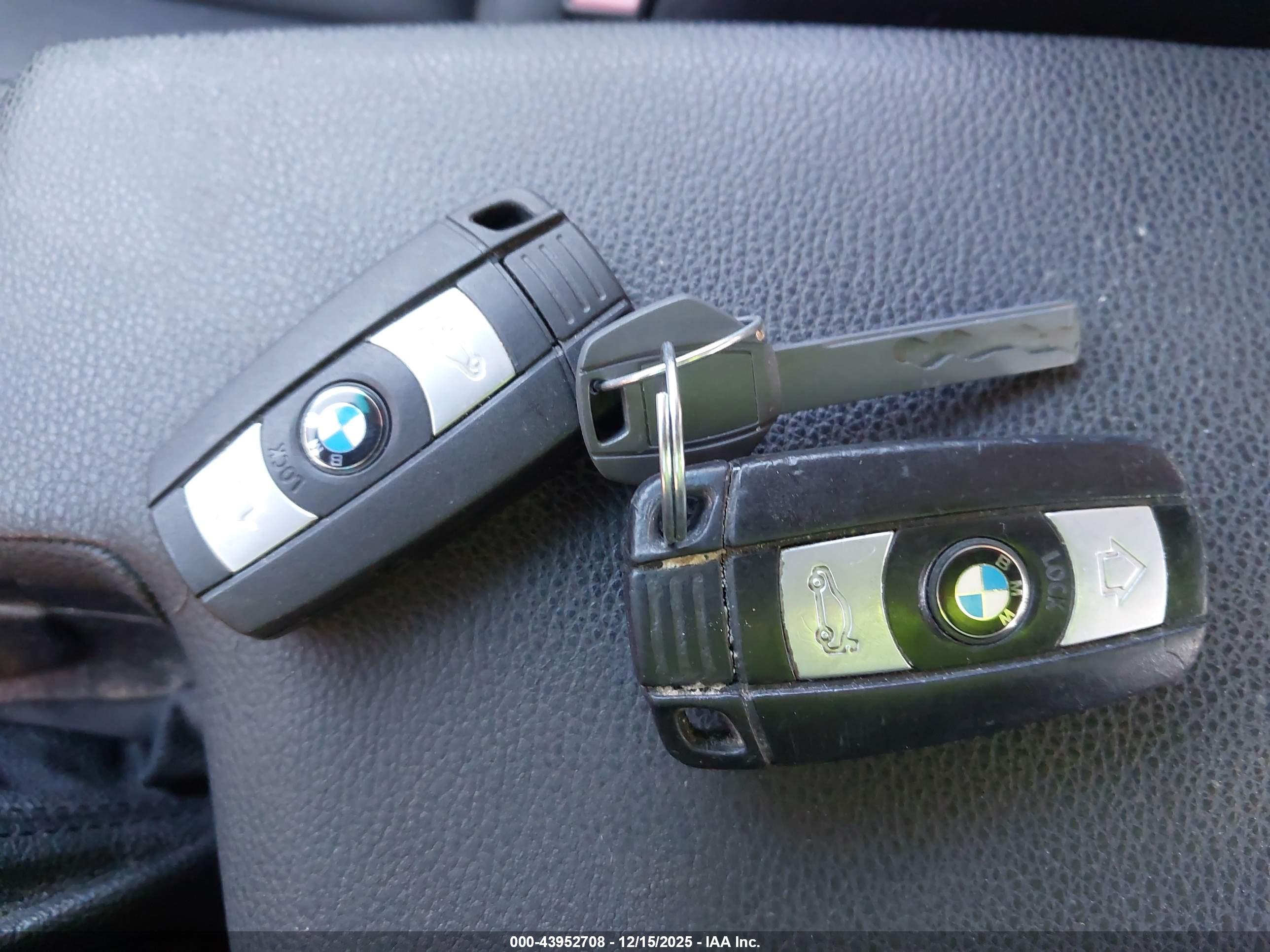 BMW 328I image 11