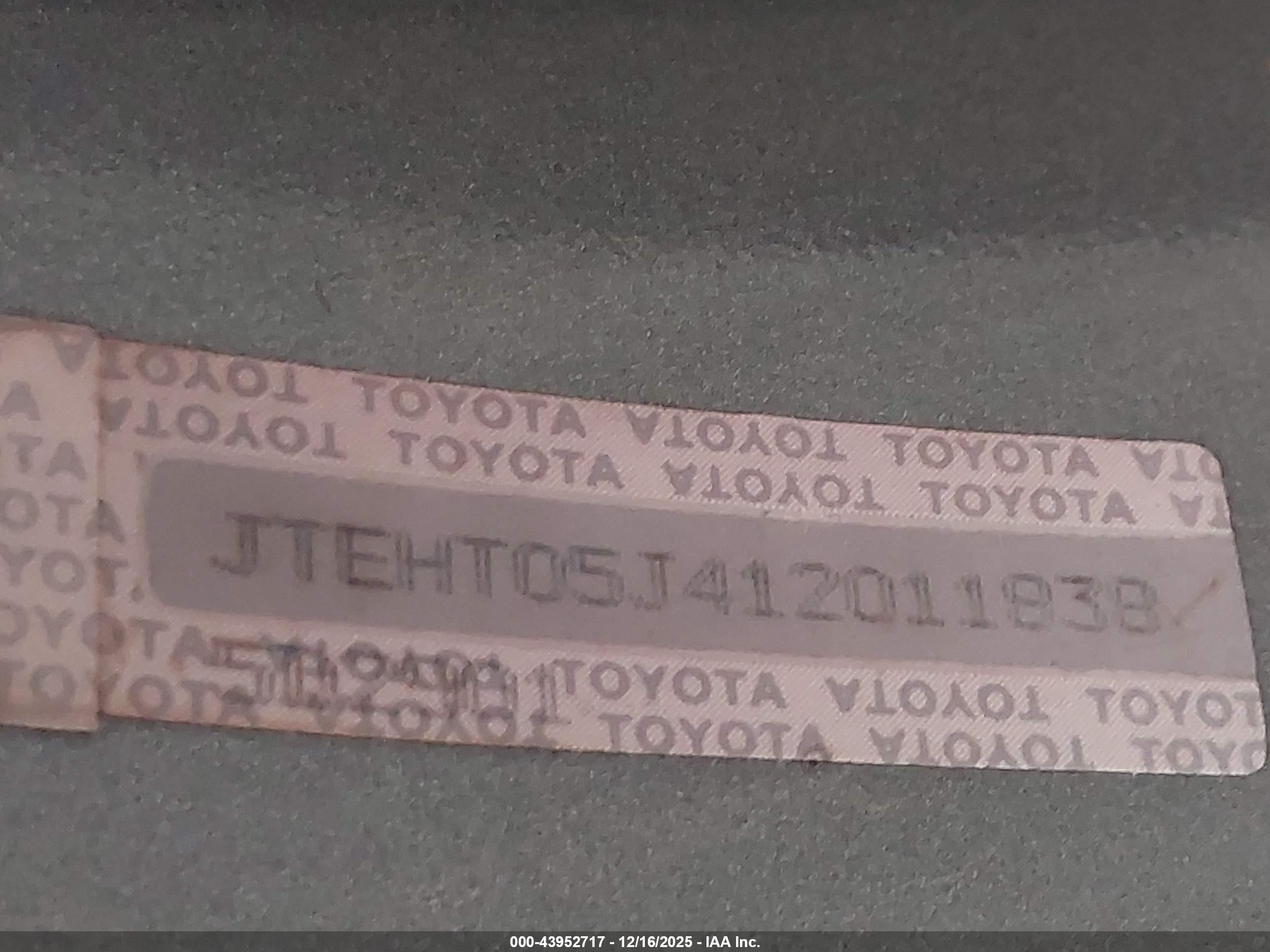 TOYOTA LAND image 9