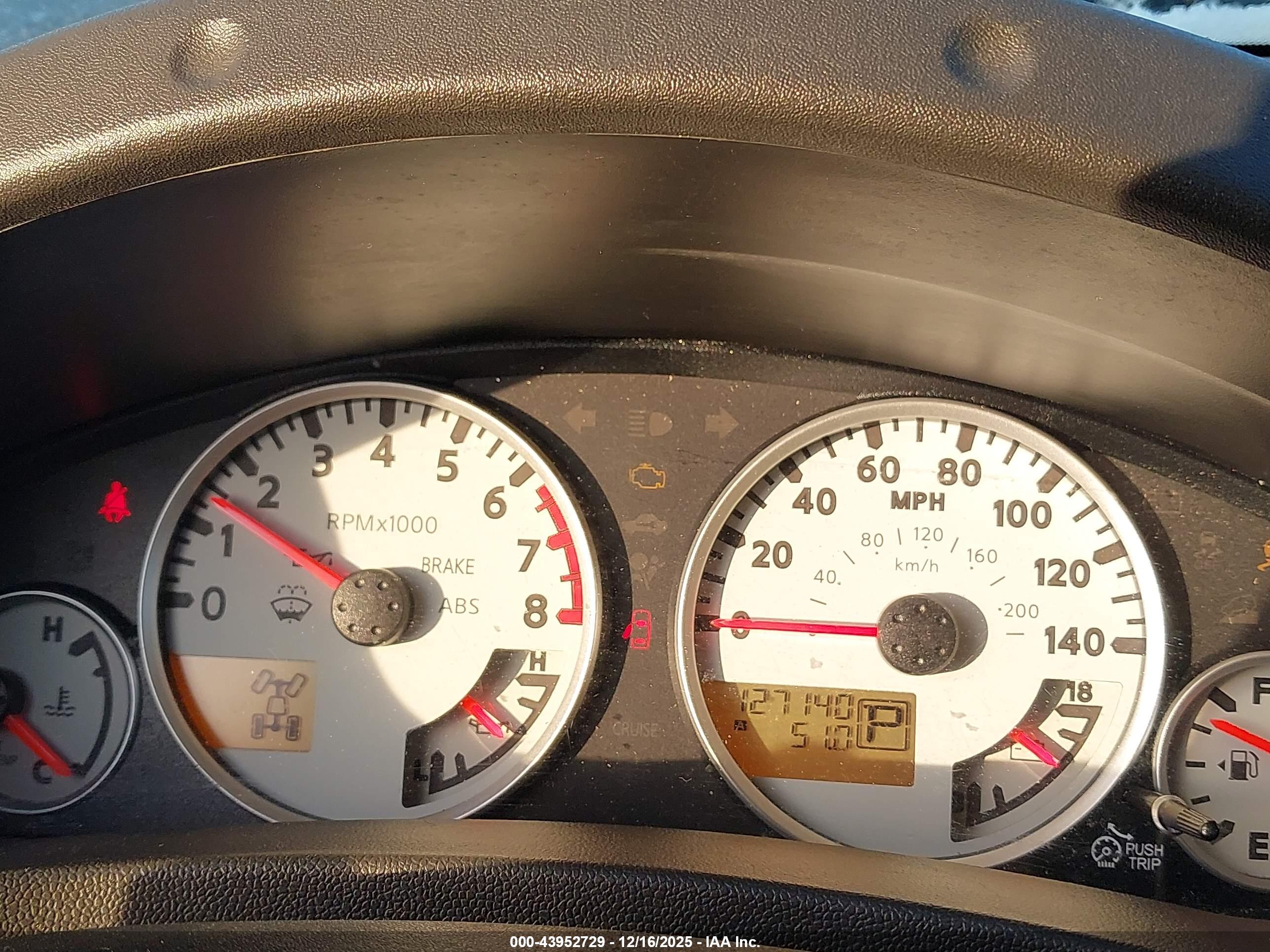 NISSAN FRONTIER image 7