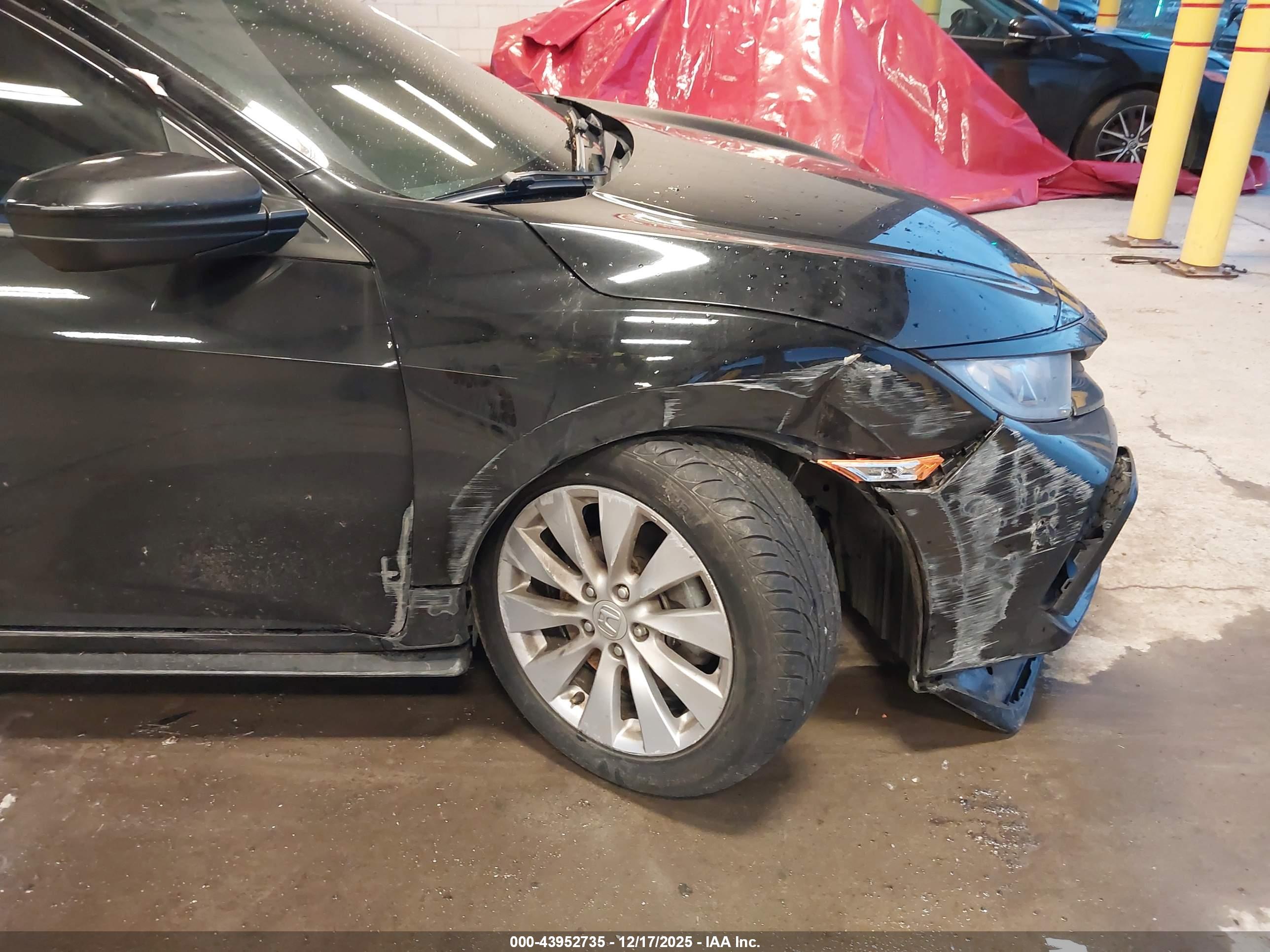 HONDA CIVIC image 6