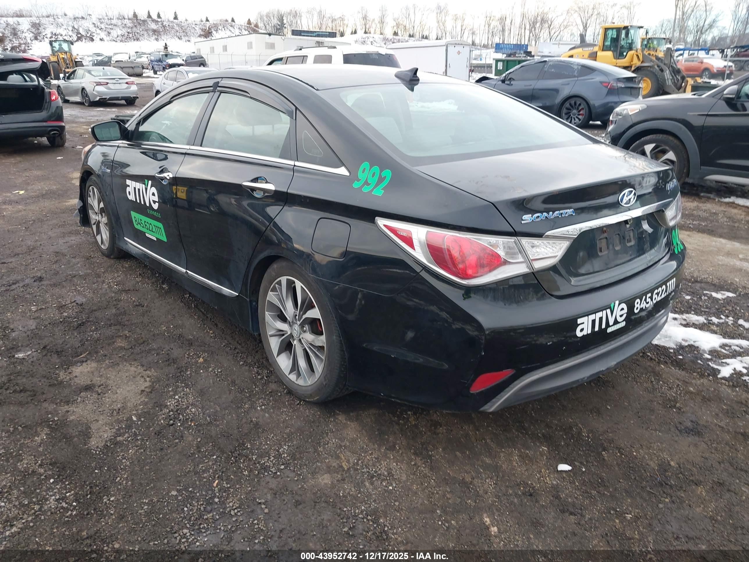 HYUNDAI SONATA image 3
