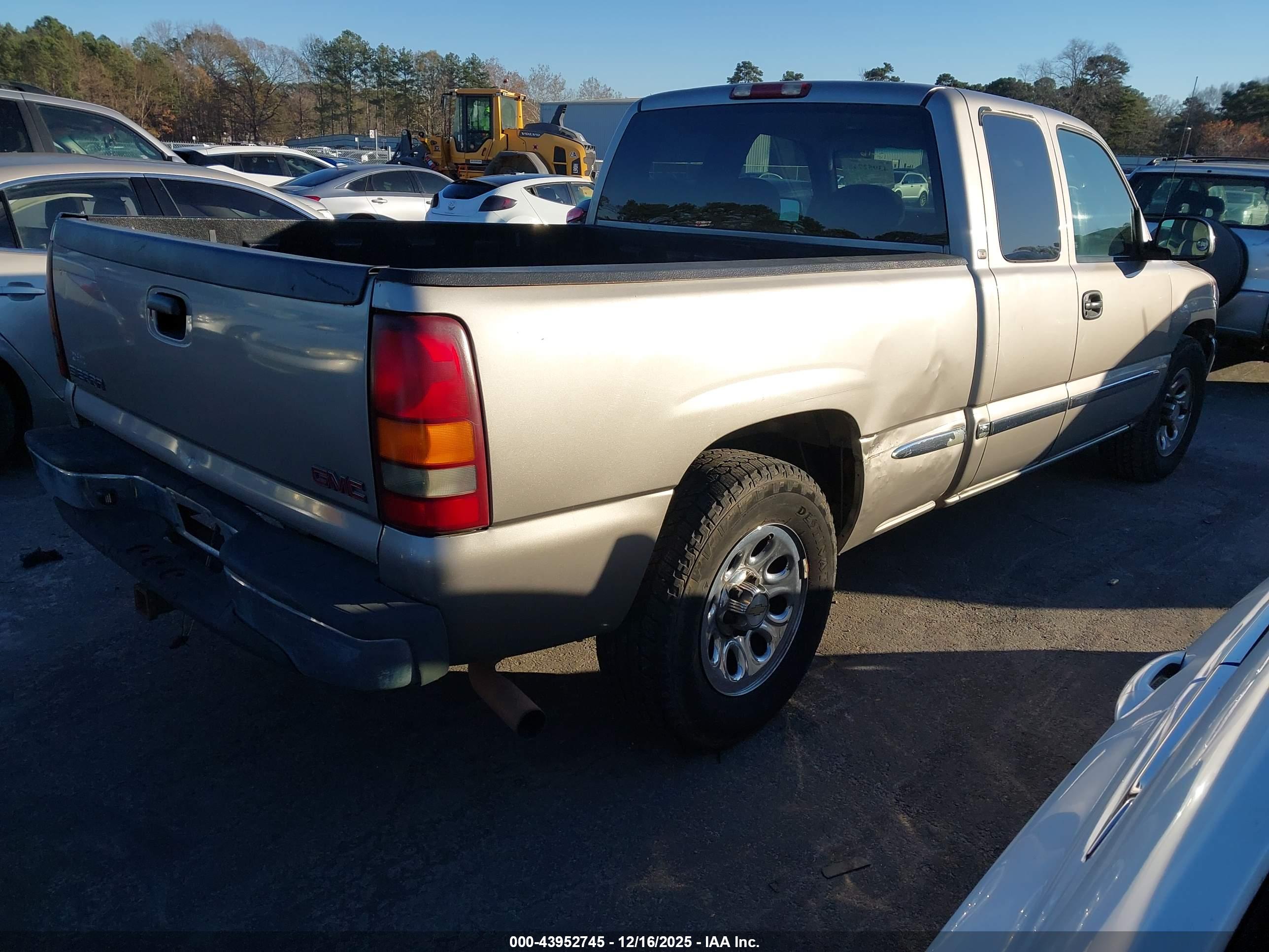 GMC SIERRA image 4