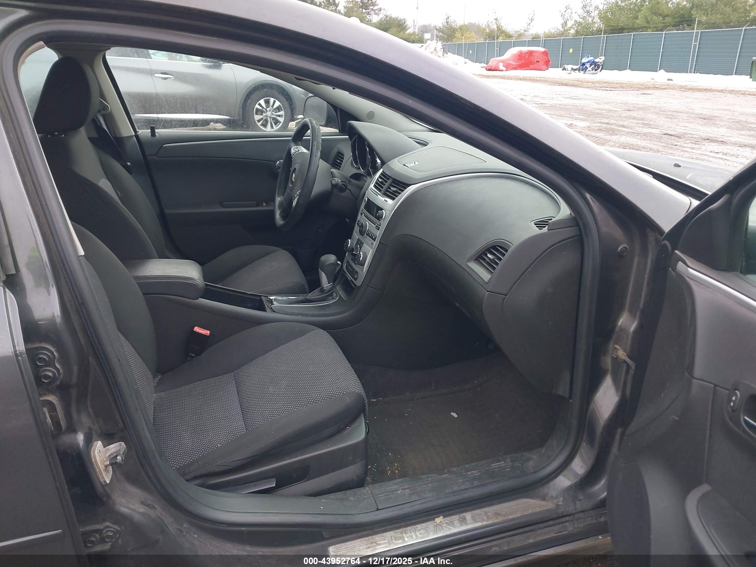 CHEVROLET MALIBU image 5