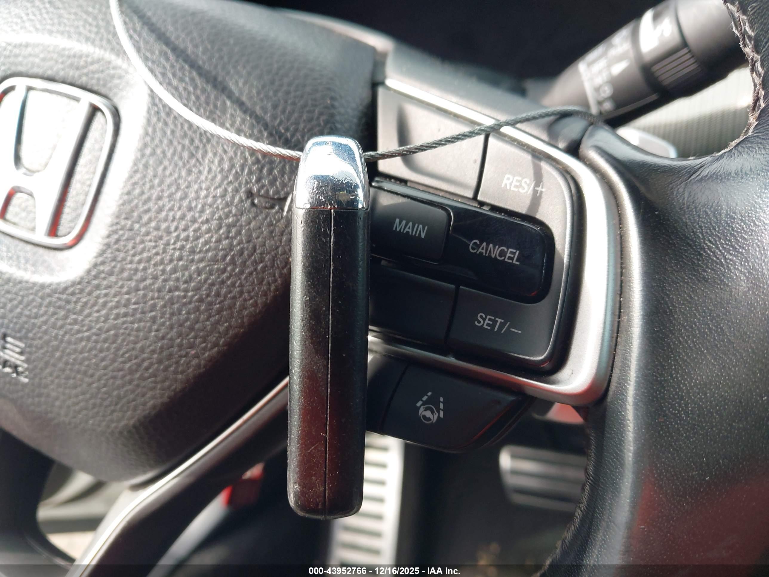 HONDA ACCORD image 11
