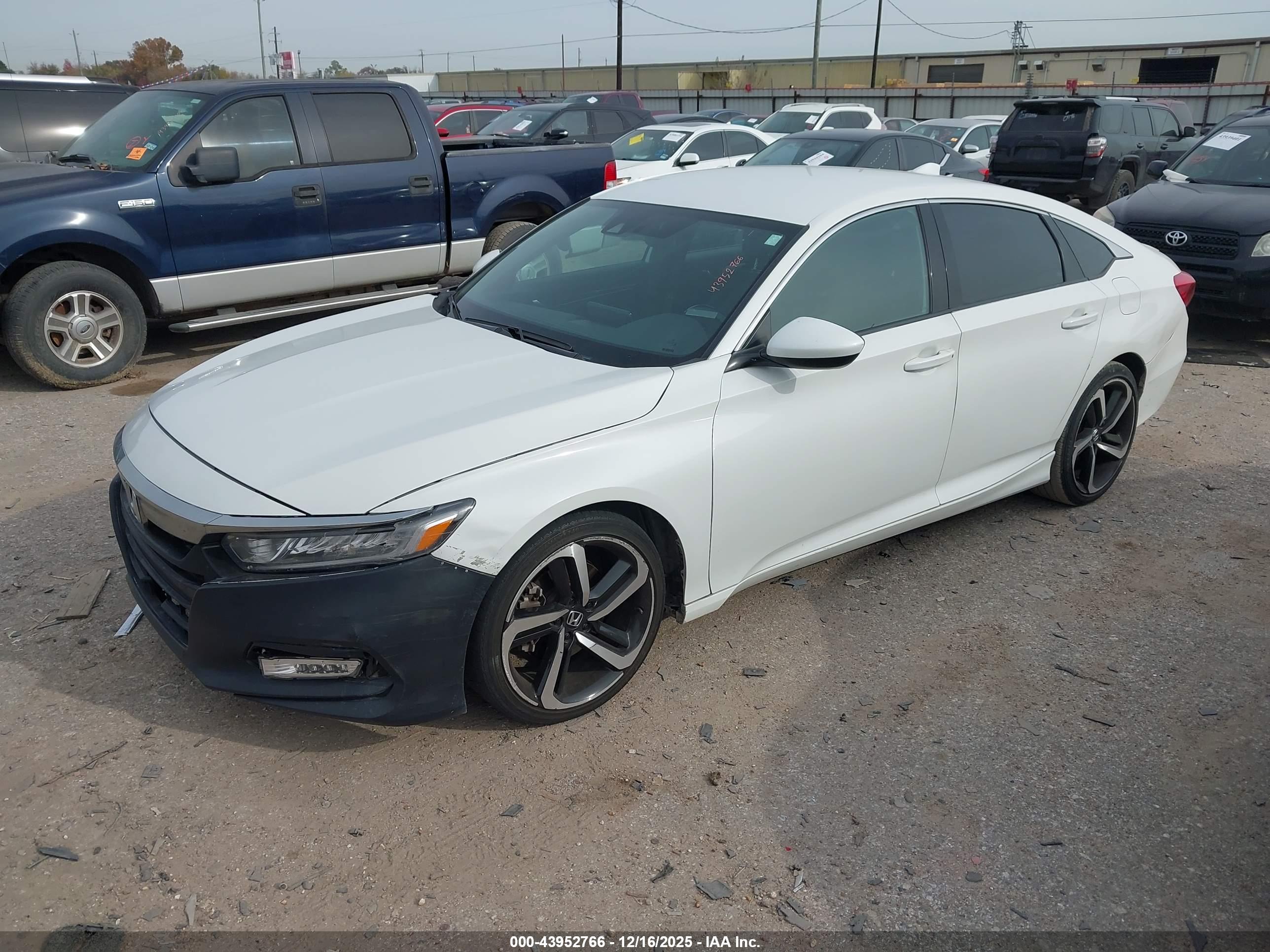 HONDA ACCORD image 2