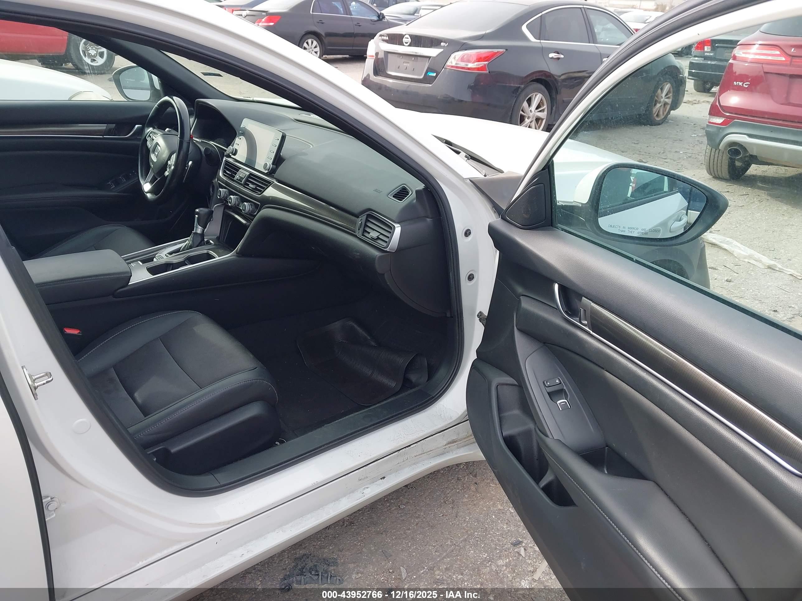 HONDA ACCORD image 5