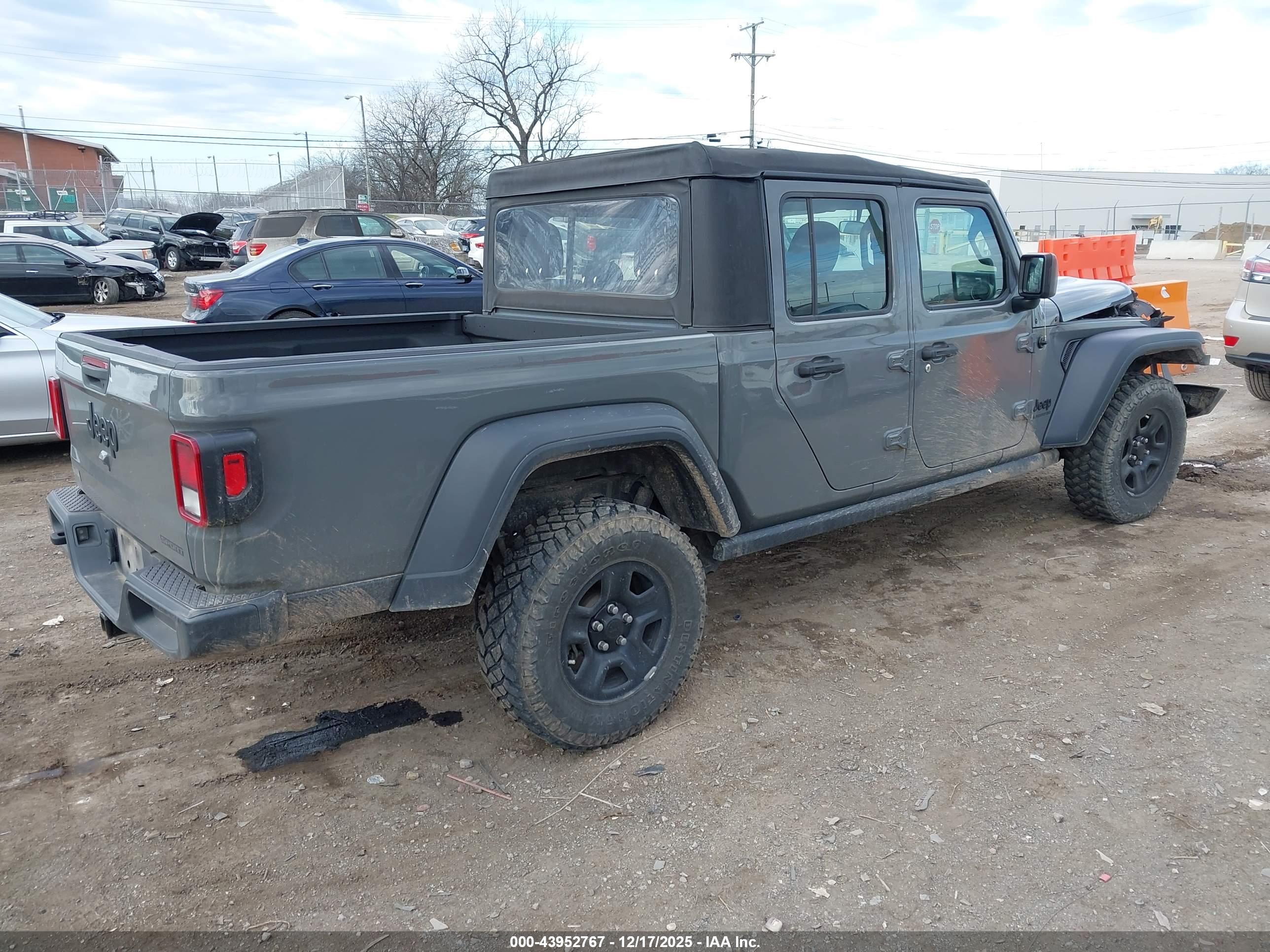 JEEP GLADIATOR image 4