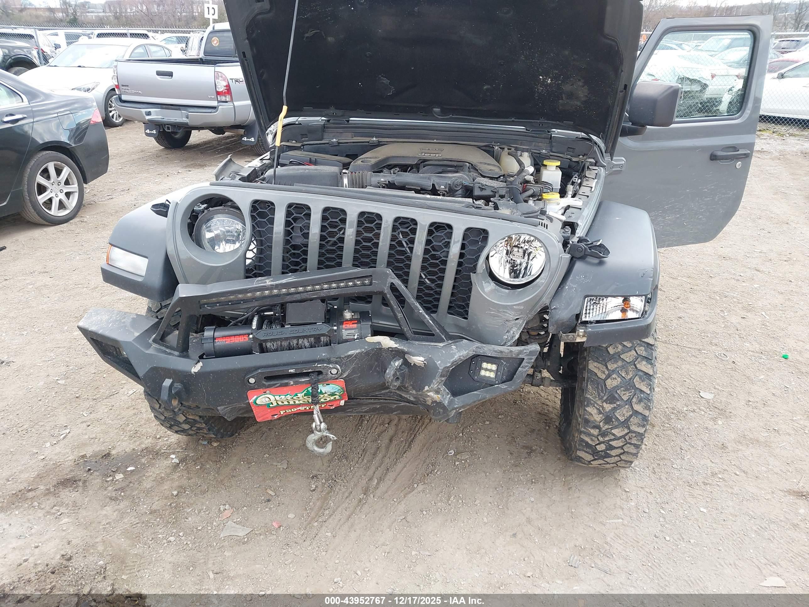 JEEP GLADIATOR image 6