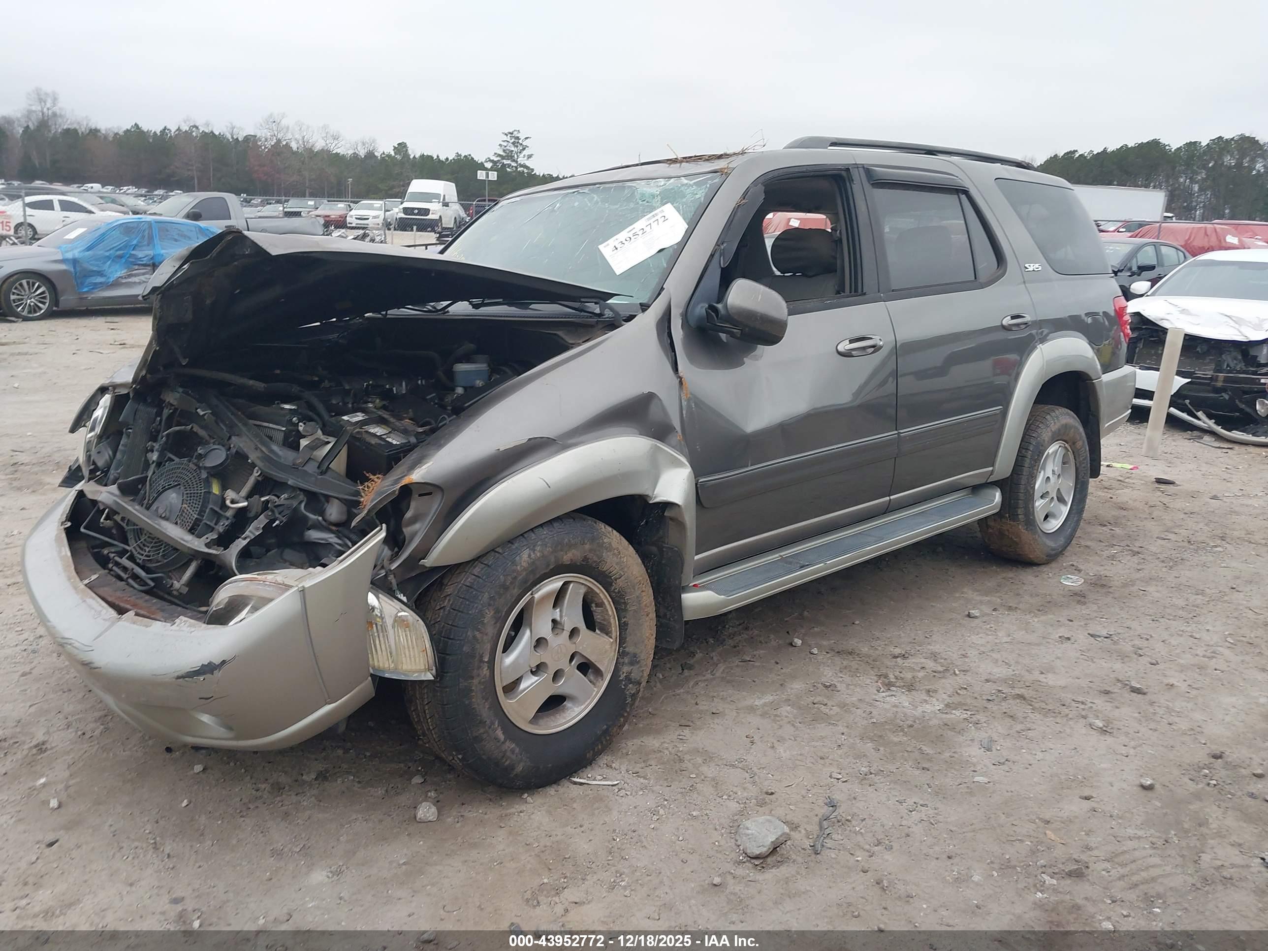 TOYOTA SEQUOIA image 2