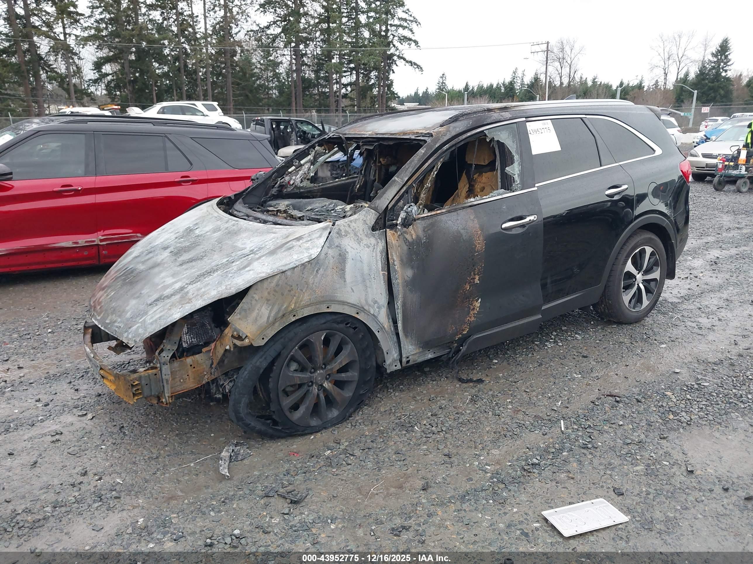 KIA SORENTO image 2