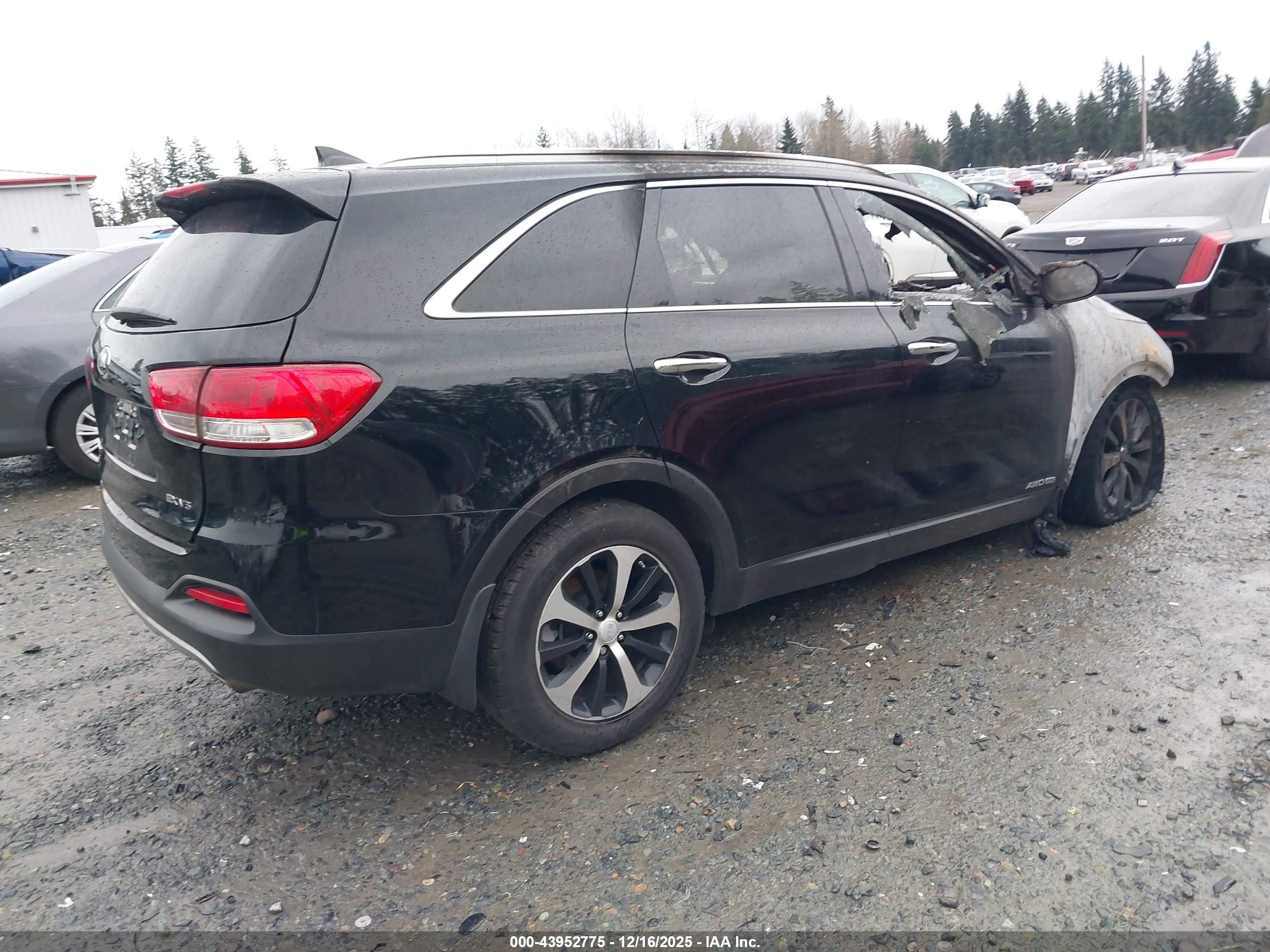 KIA SORENTO image 4