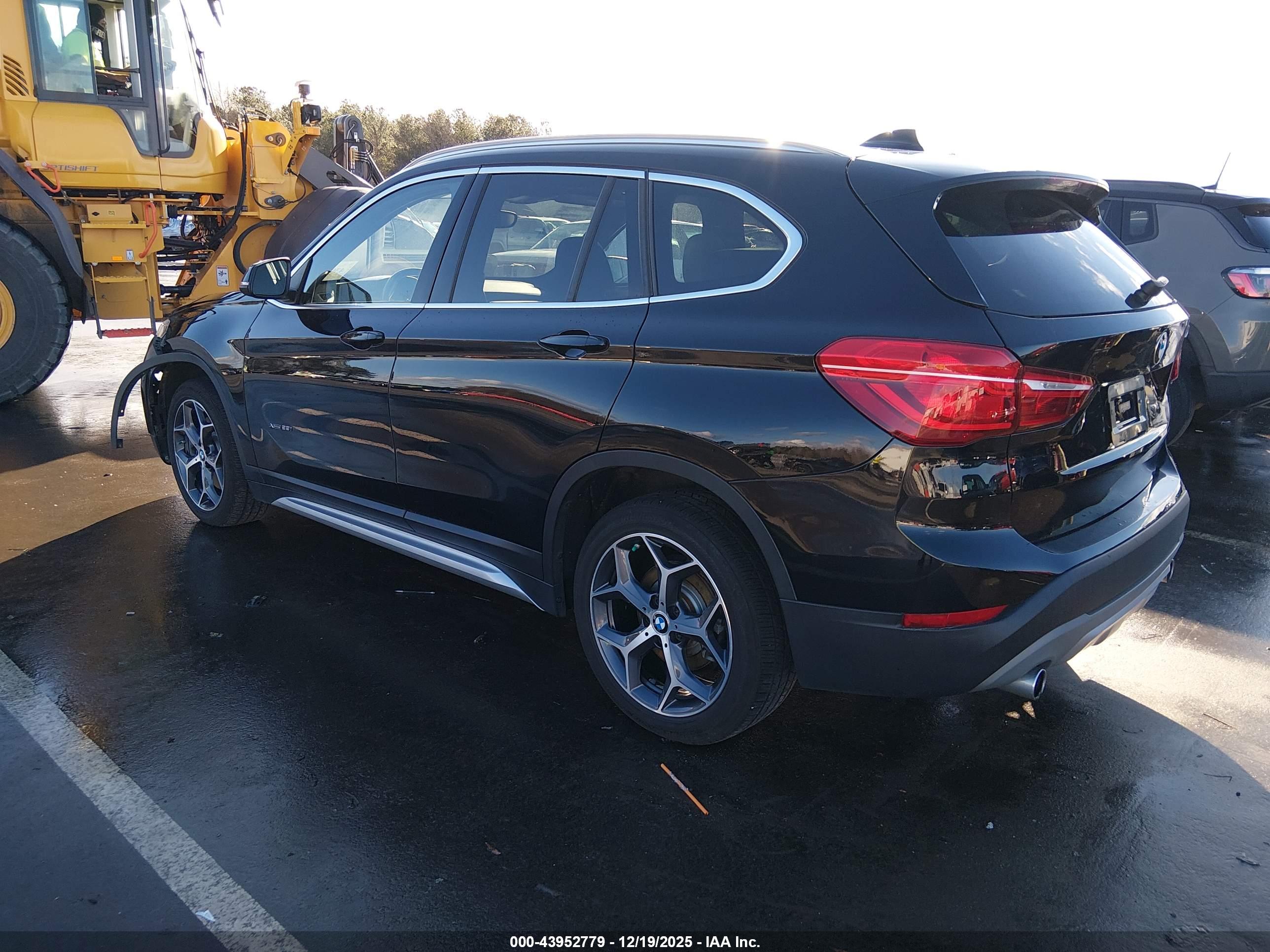 BMW X1 image 3