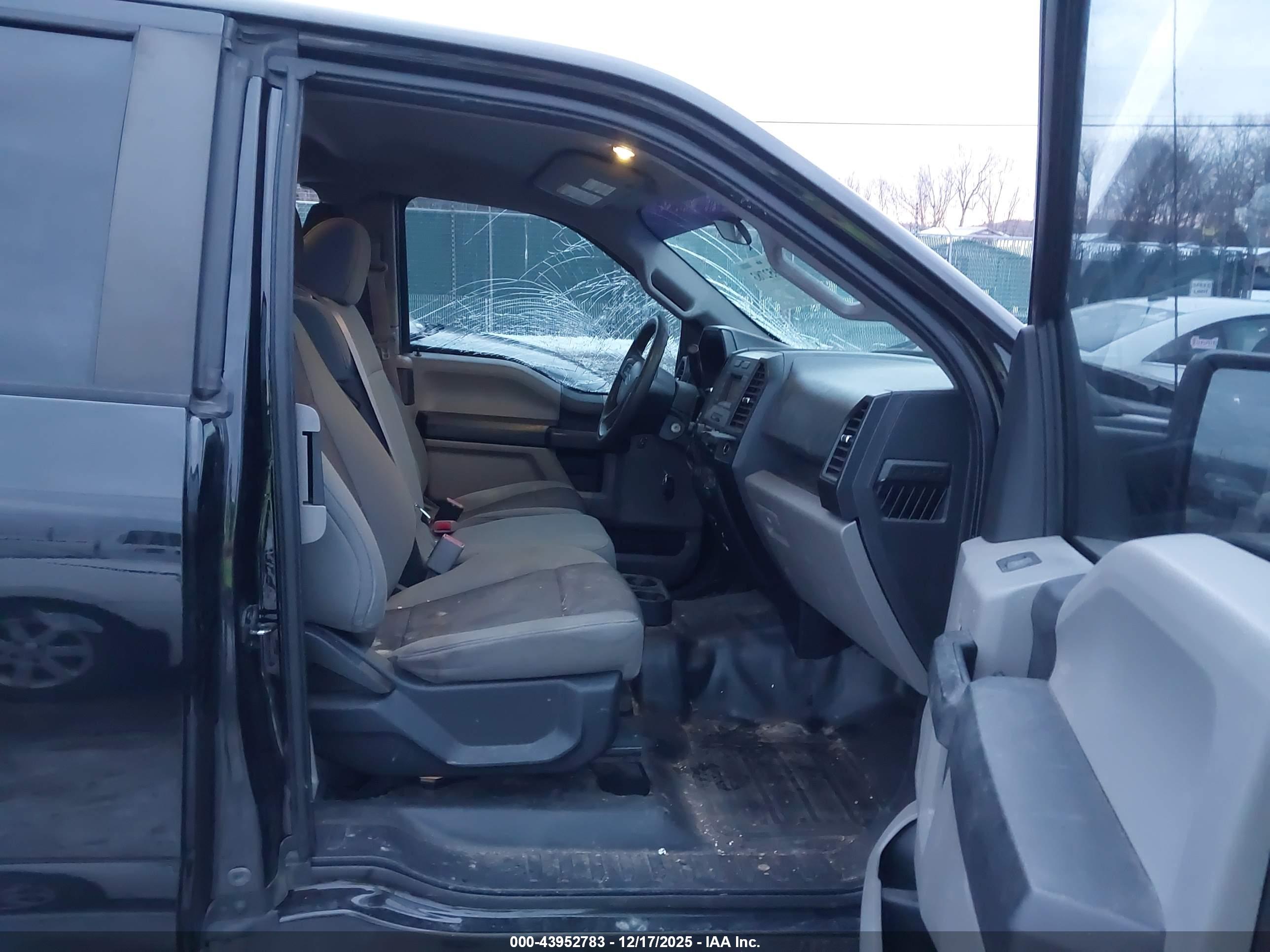 FORD F-150 image 5