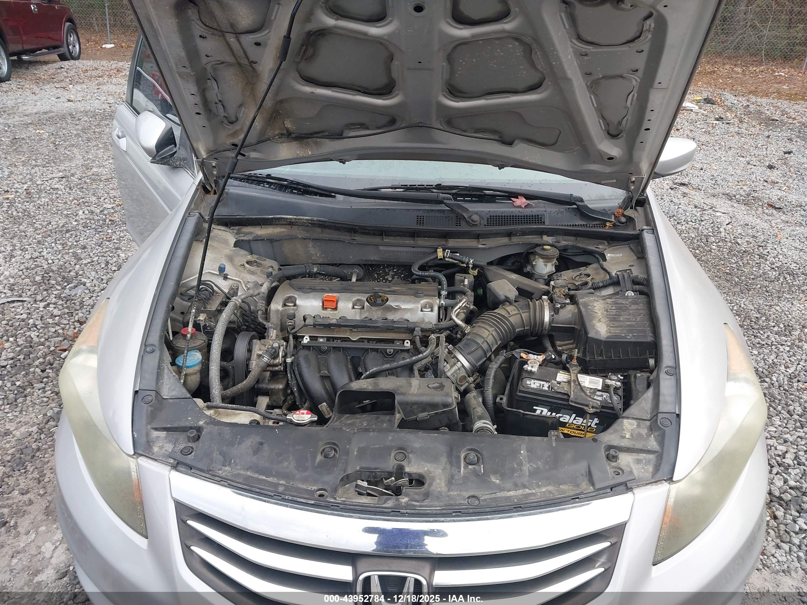 HONDA ACCORD image 10