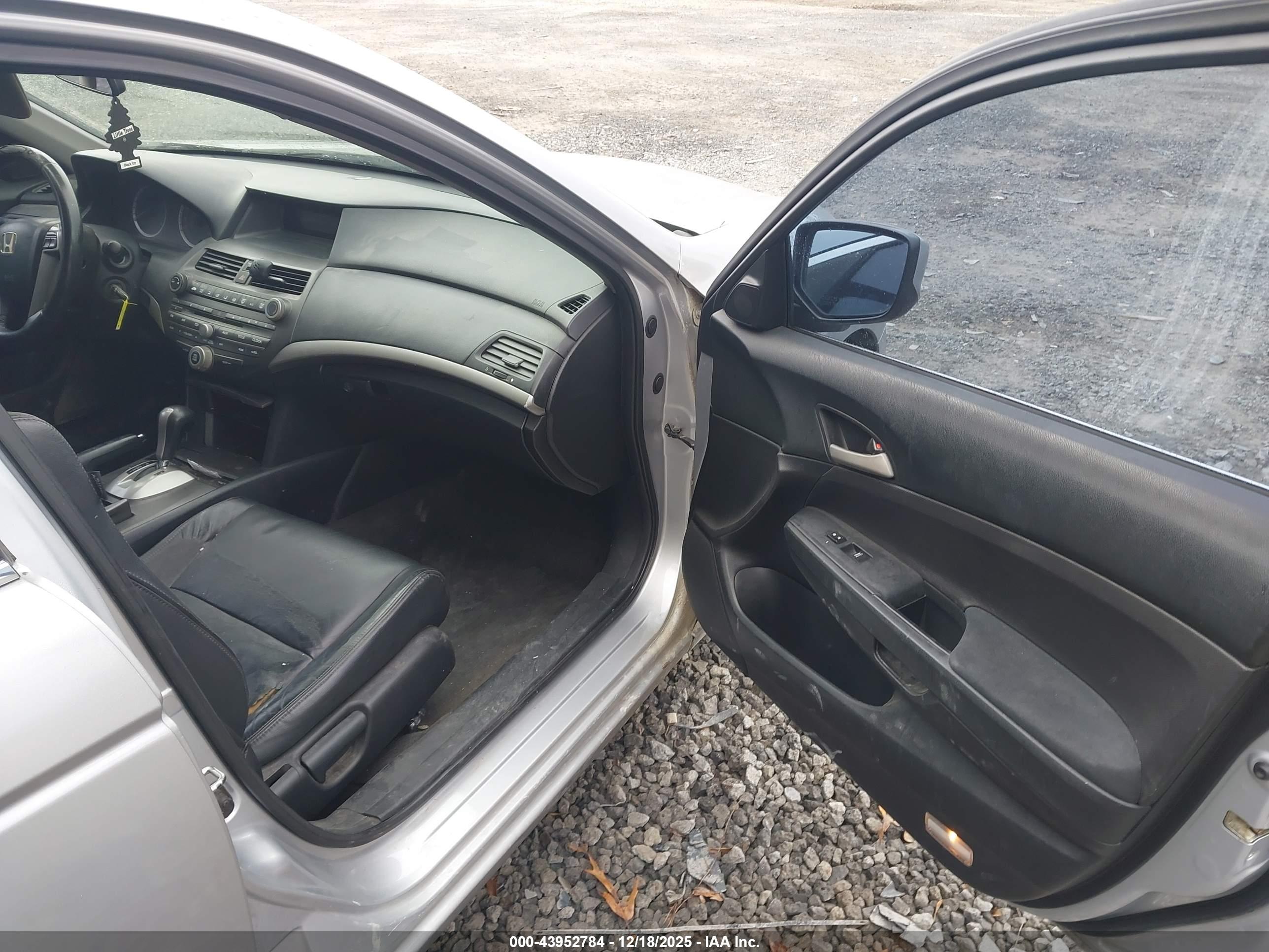 HONDA ACCORD image 5