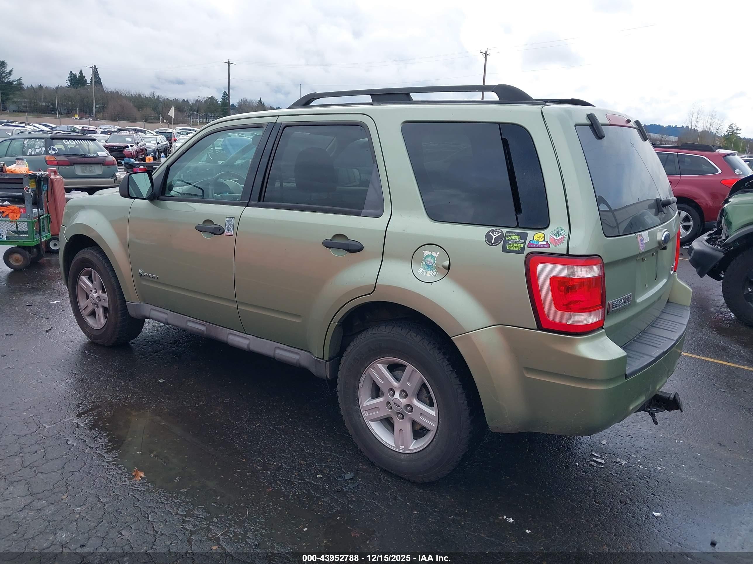 FORD ESCAPE image 3