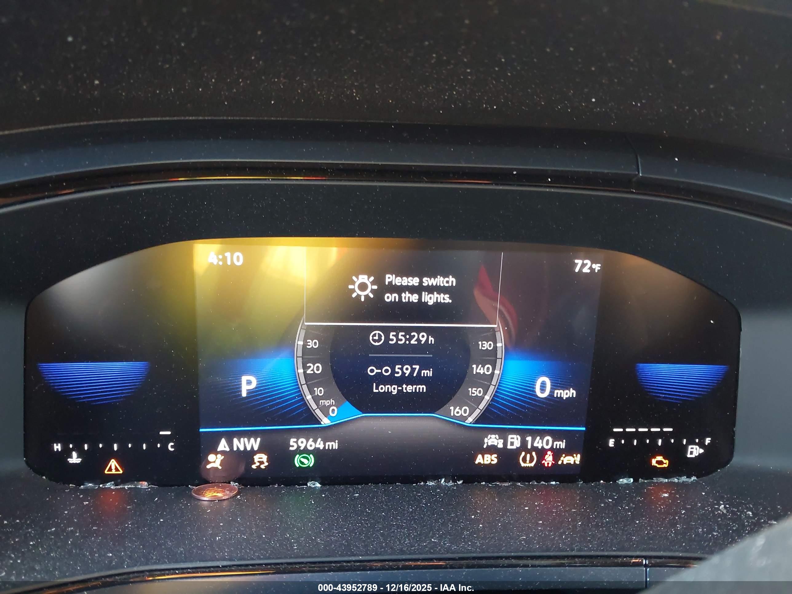 VOLKSWAGEN TAOS image 7