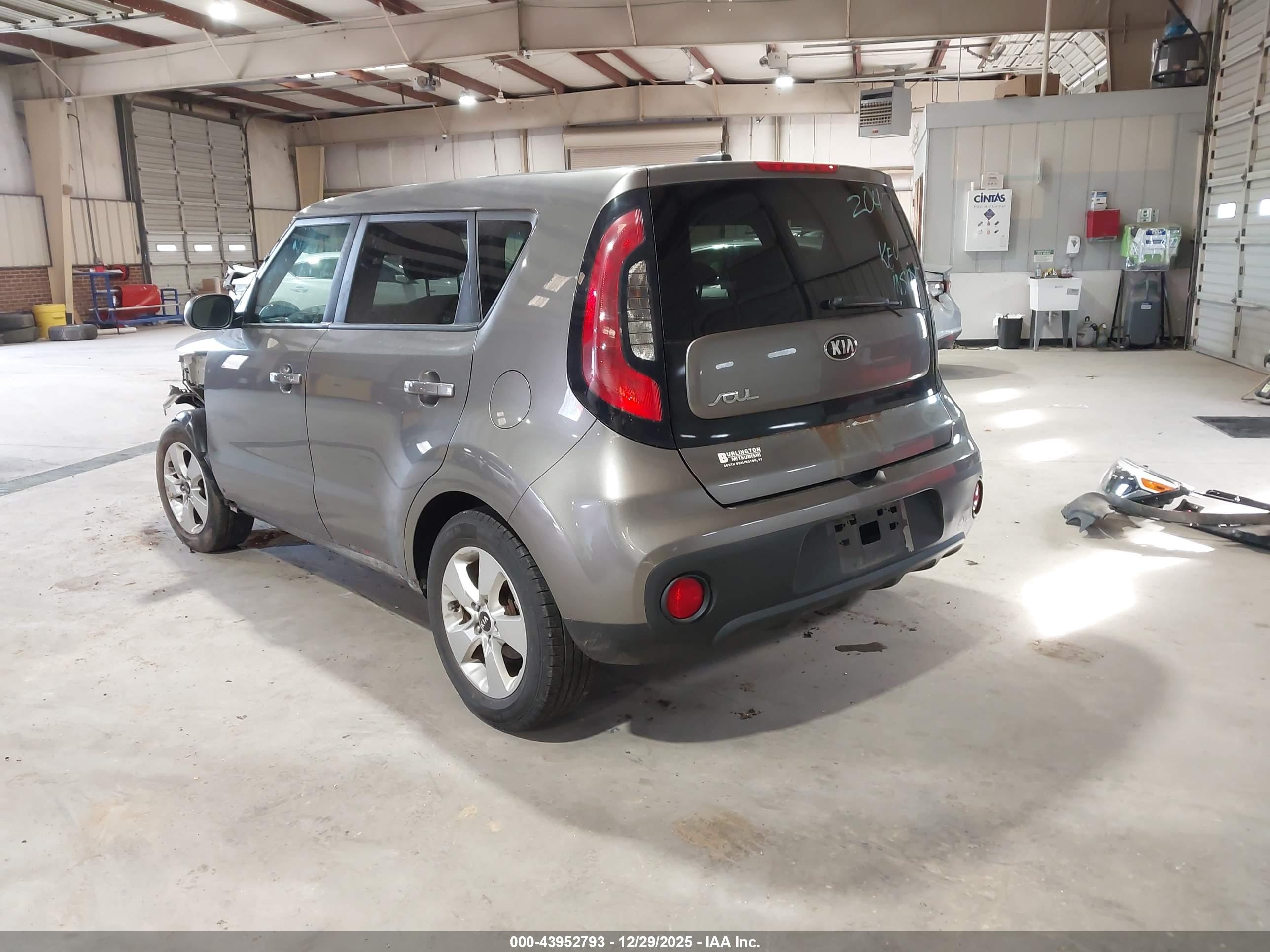 KIA SOUL image 3