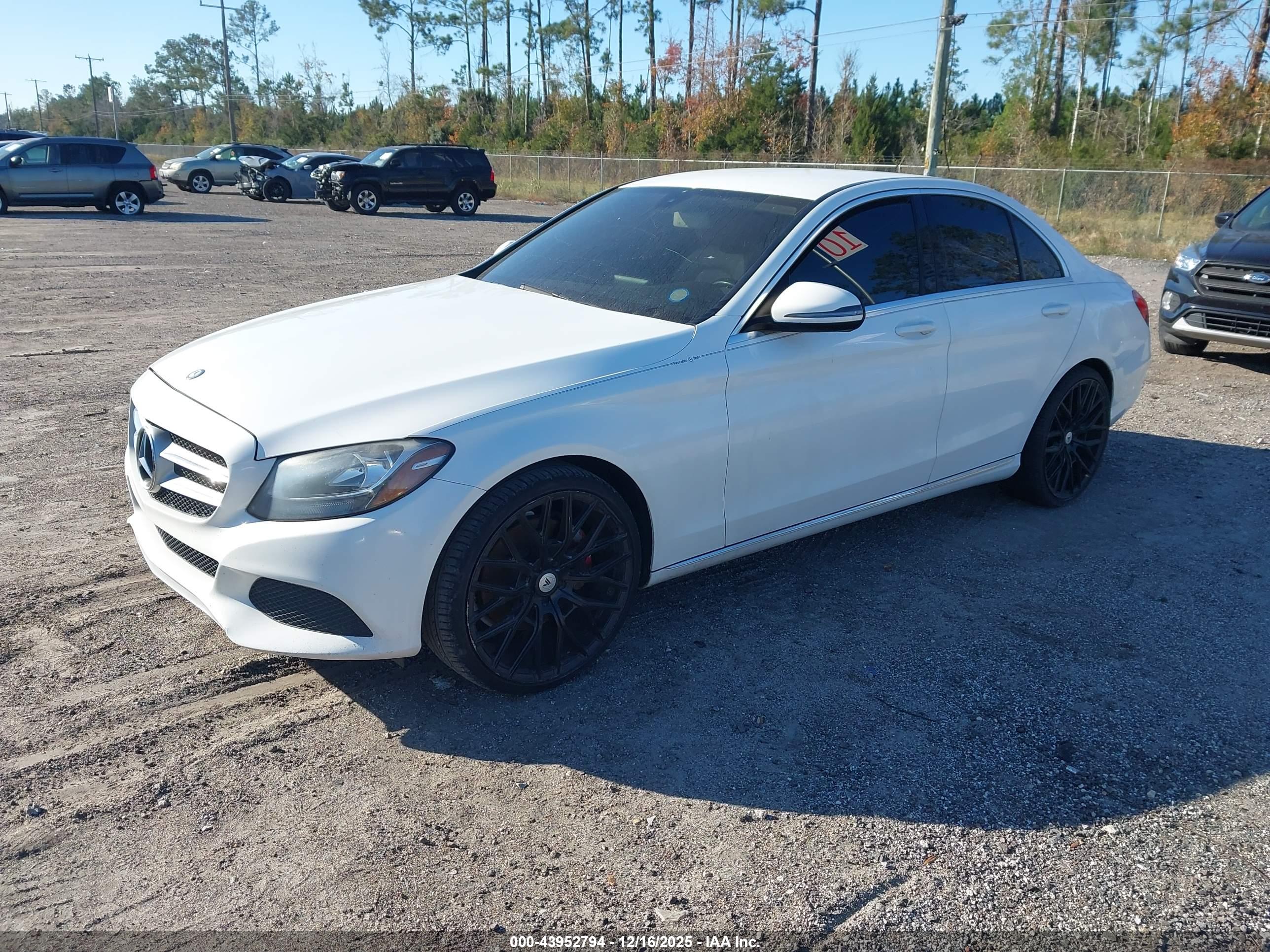 MERCEDES-BENZ C image 2
