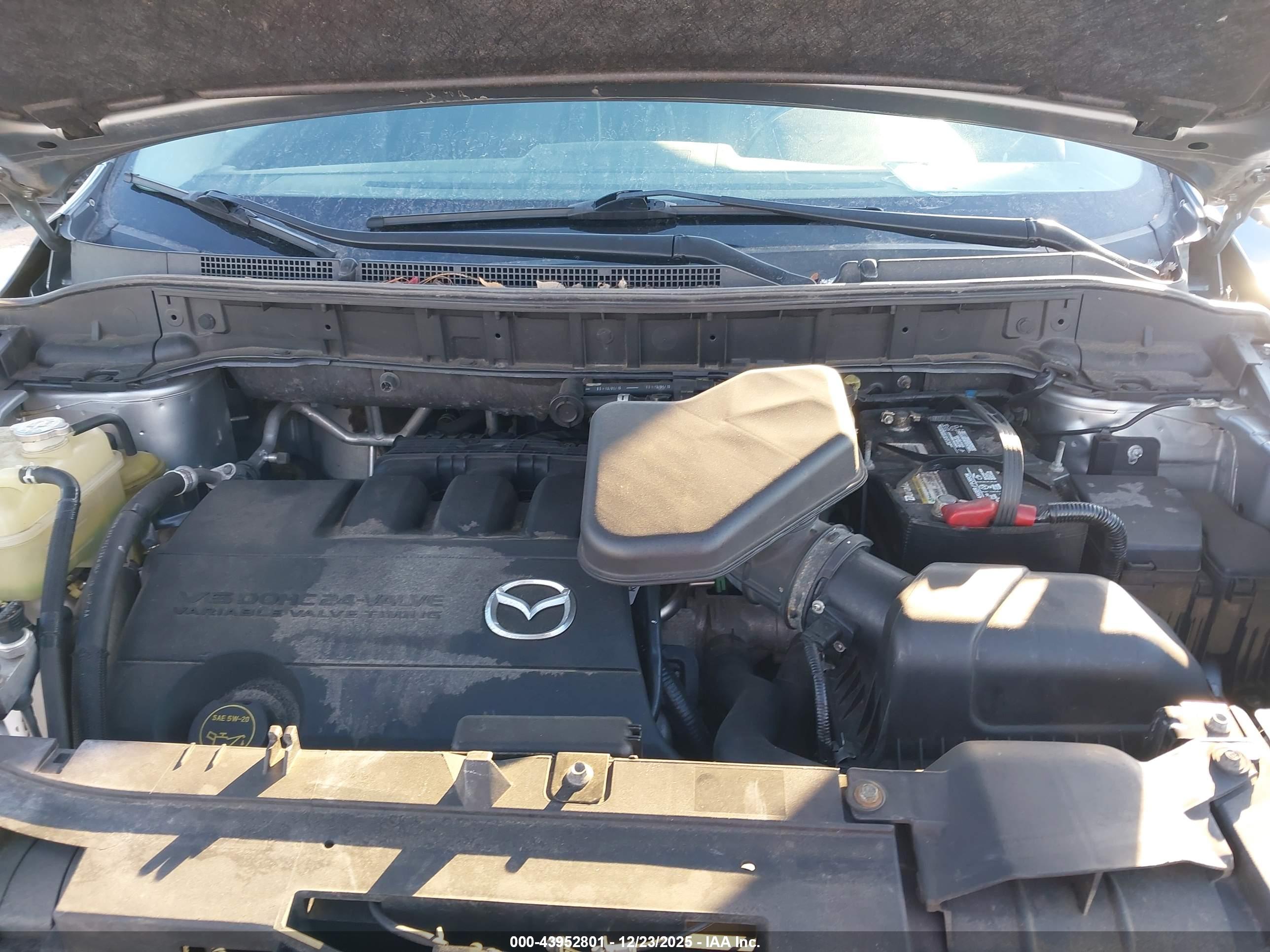MAZDA CX-9 image 10