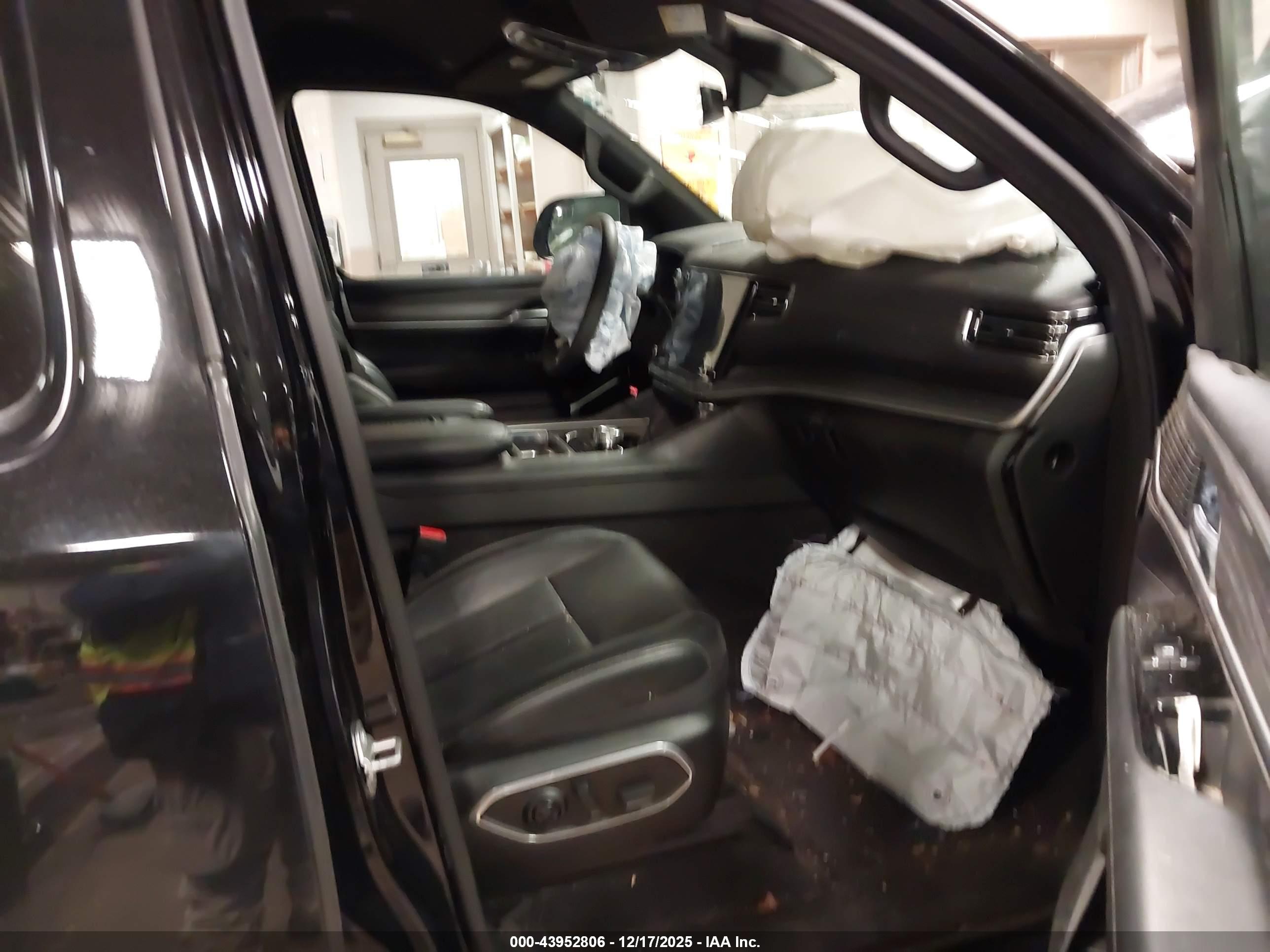 JEEP WAGONEER image 5