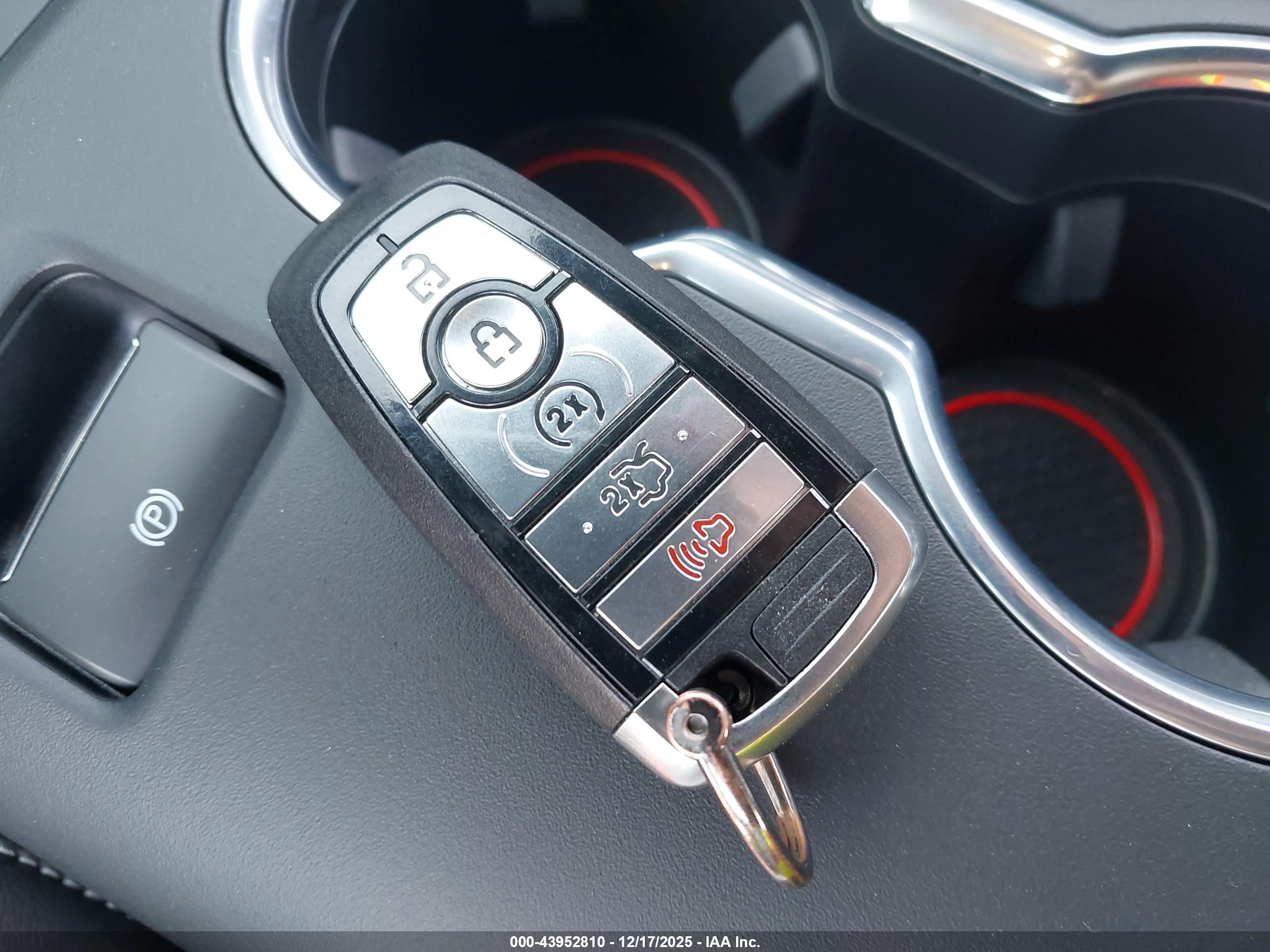 FORD MUSTANG image 11