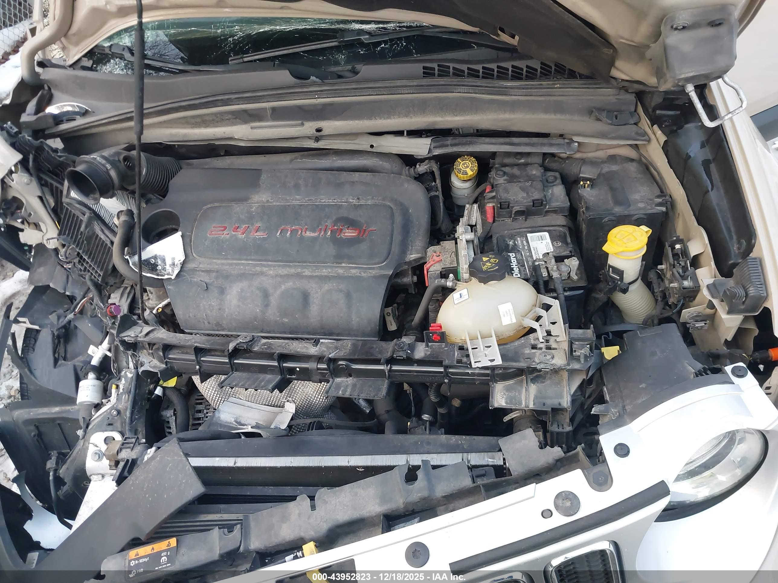 JEEP RENEGADE image 10