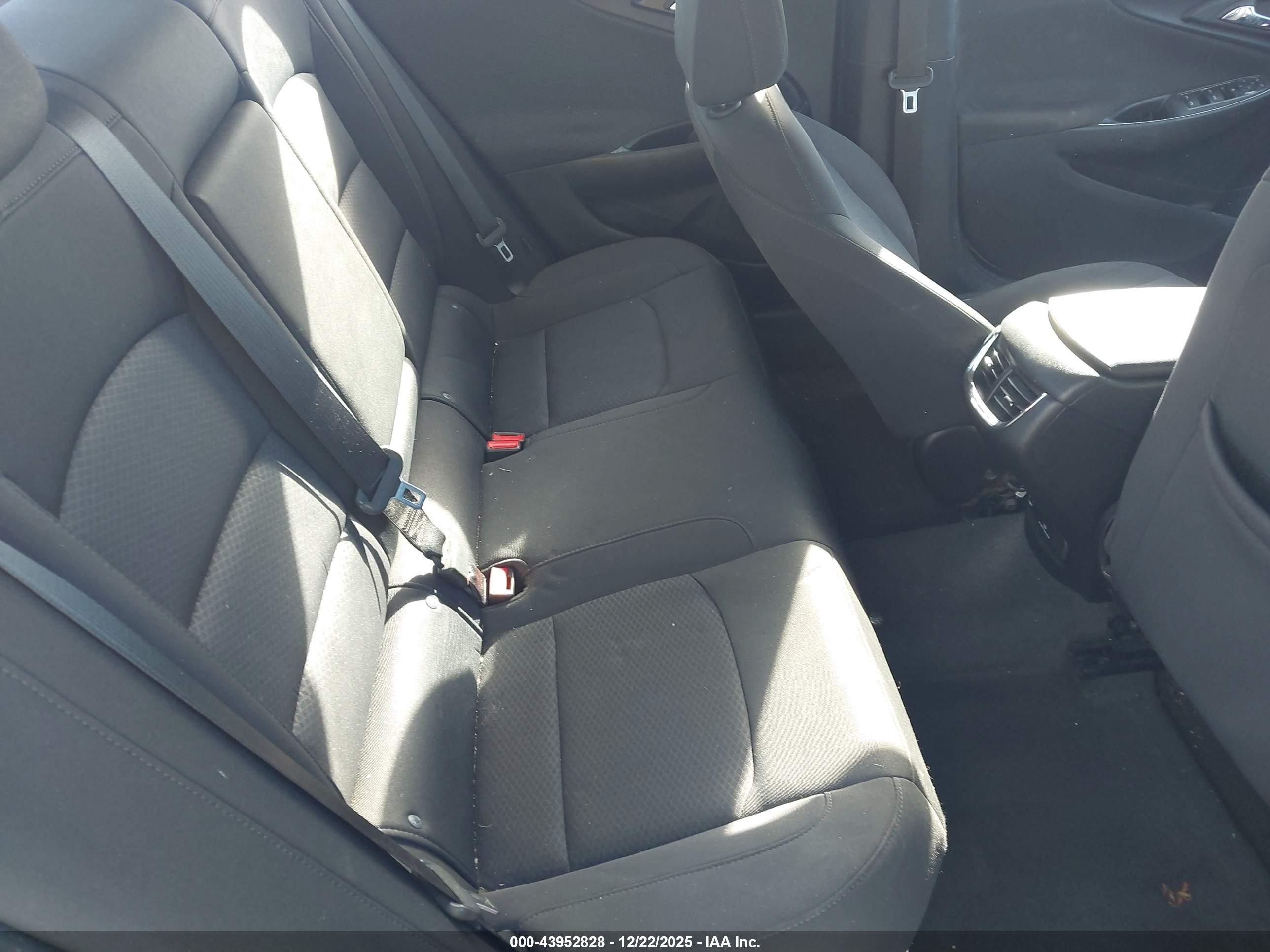 CHEVROLET MALIBU image 8