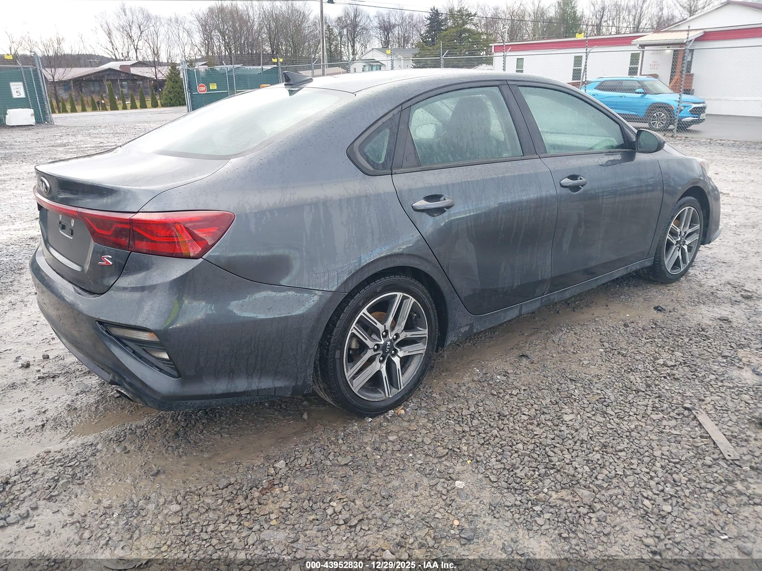 KIA FORTE image 4