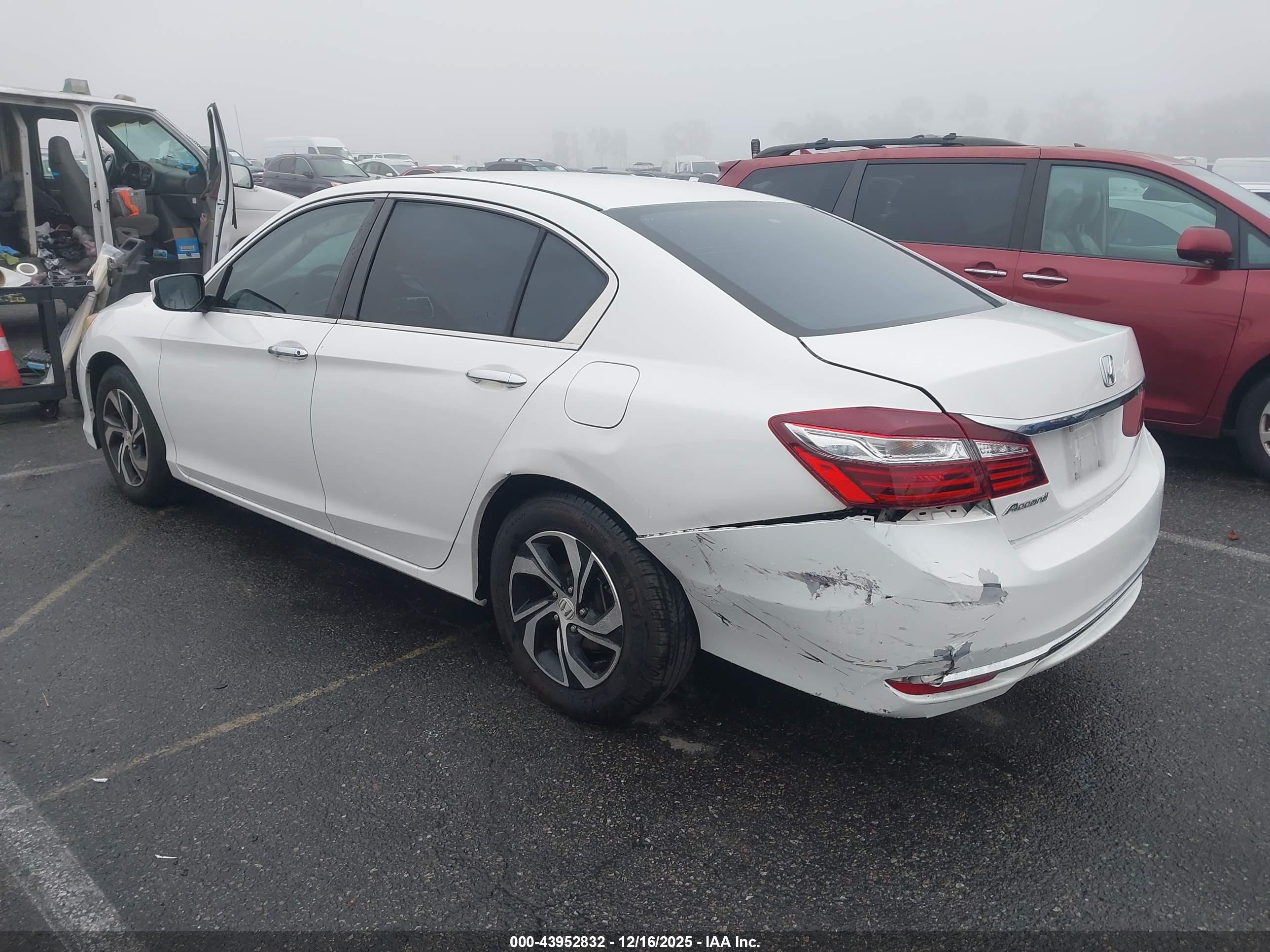 HONDA ACCORD image 3
