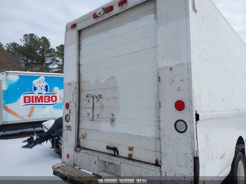 FREIGHTLINER CHASSIS image 4