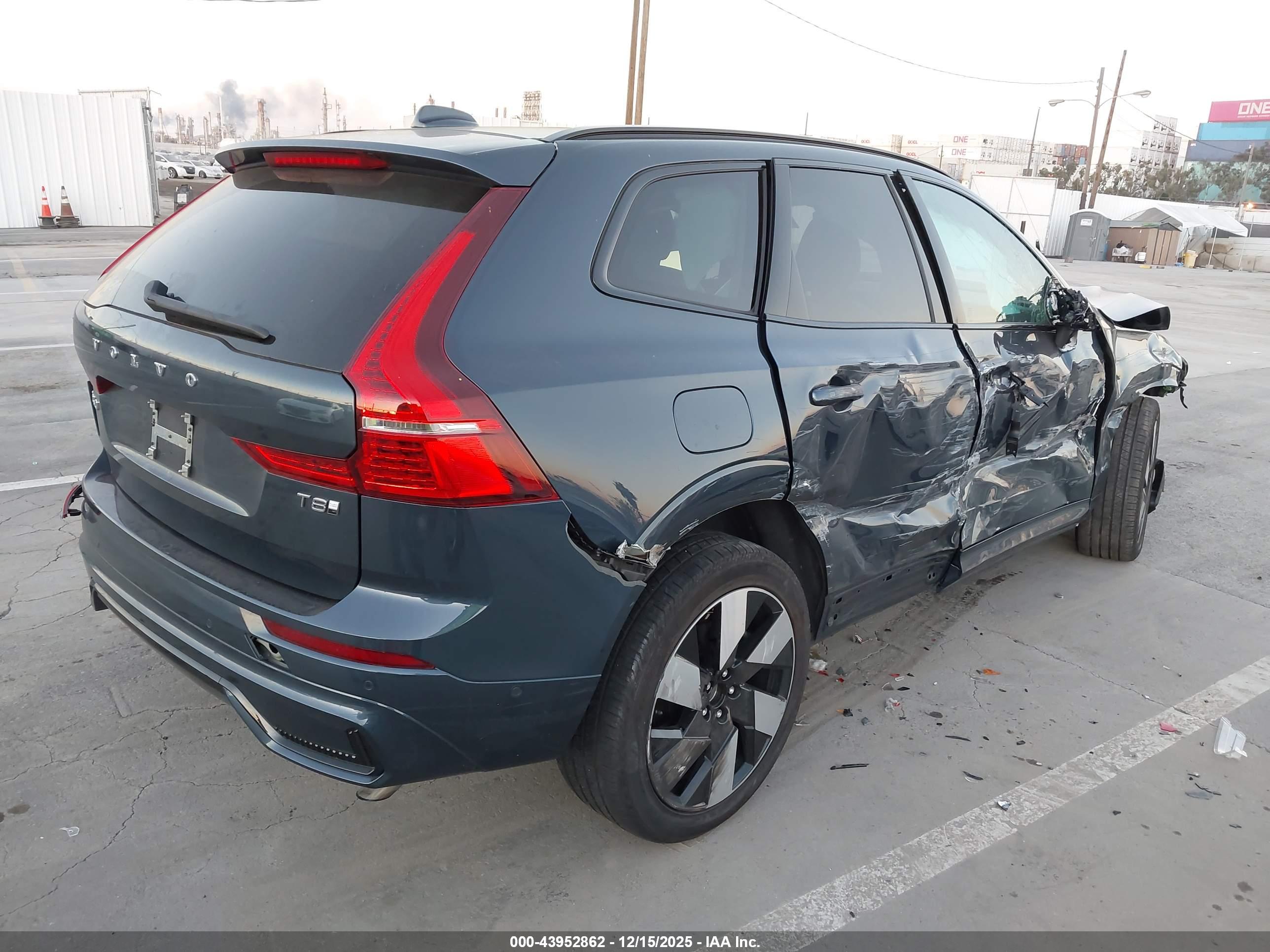 VOLVO XC60 image 4