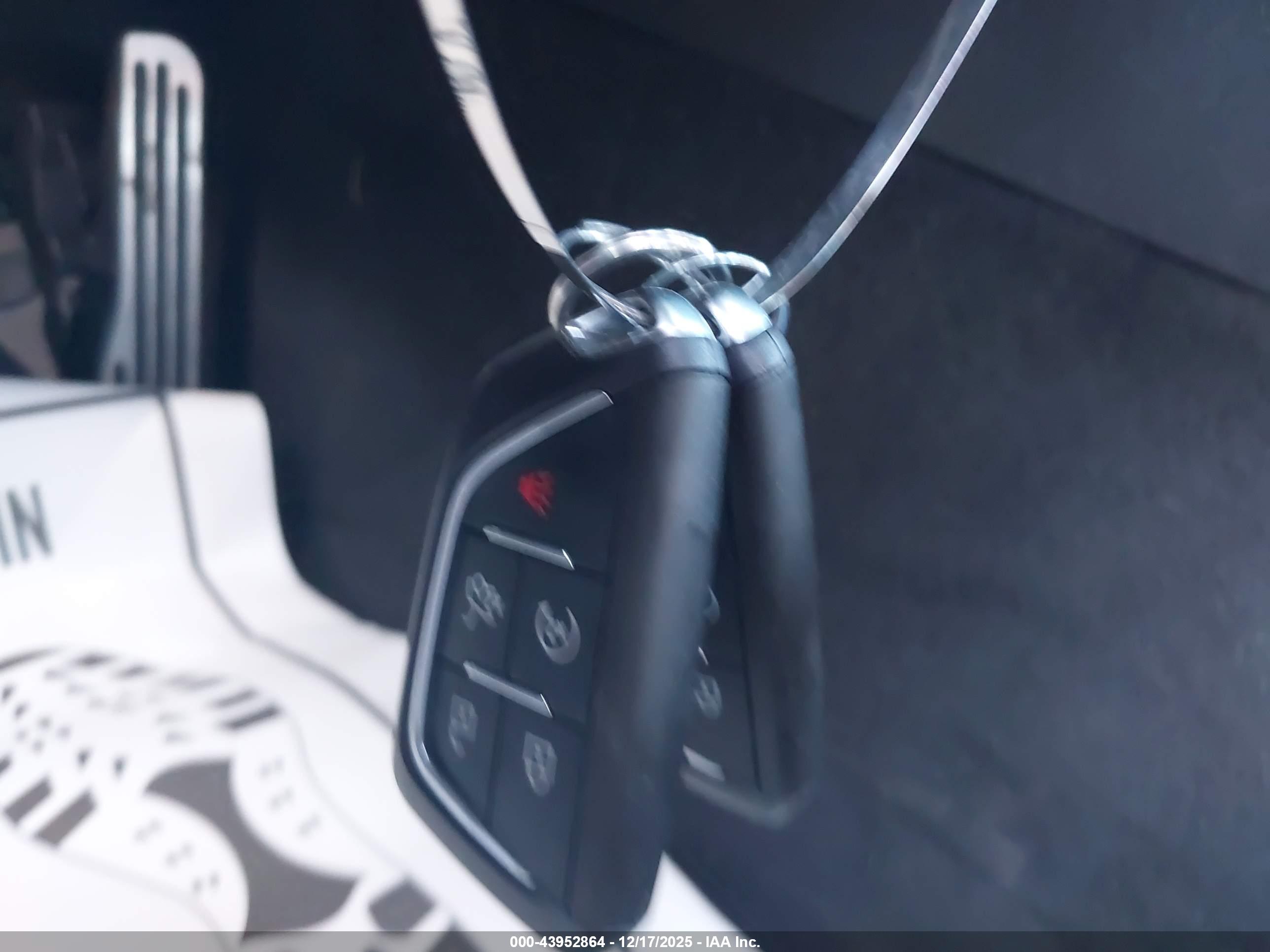 CADILLAC CT4 image 11