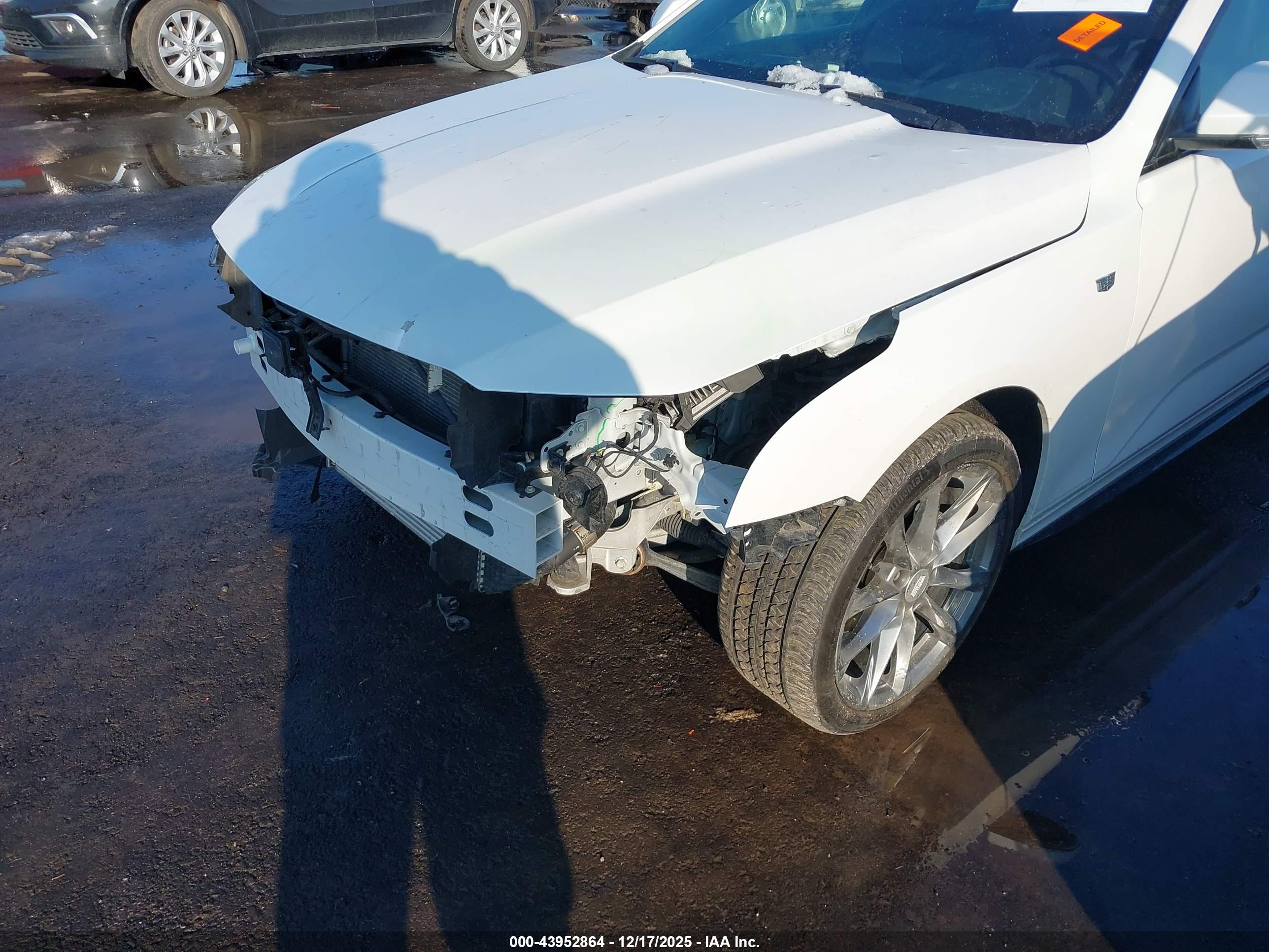 CADILLAC CT4 image 6