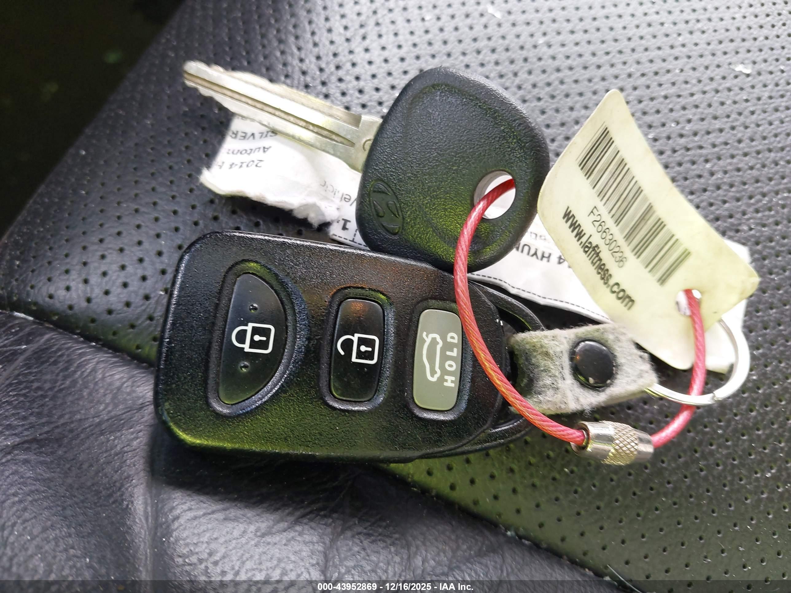 HYUNDAI ELANTRA image 11