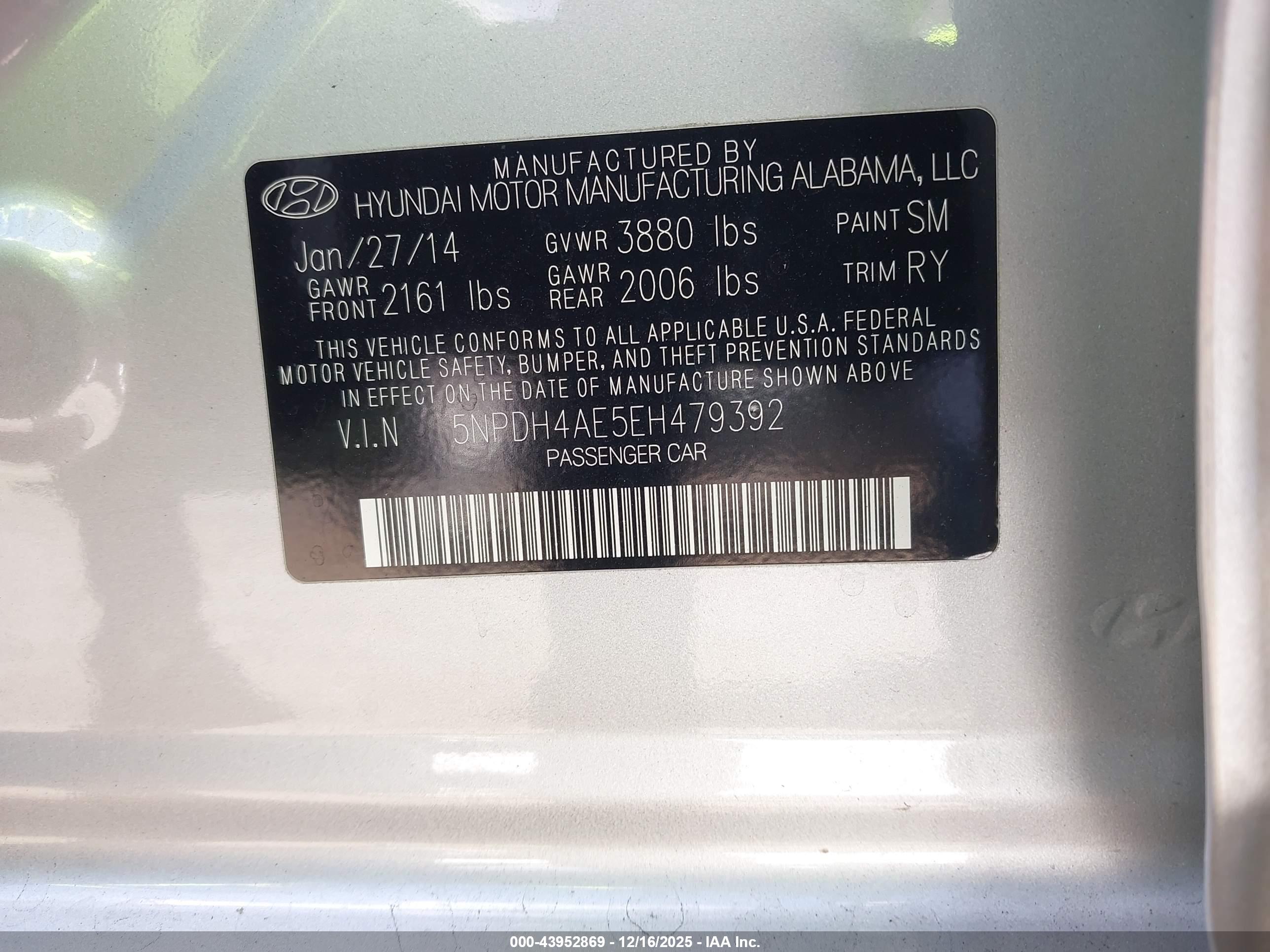HYUNDAI ELANTRA image 9