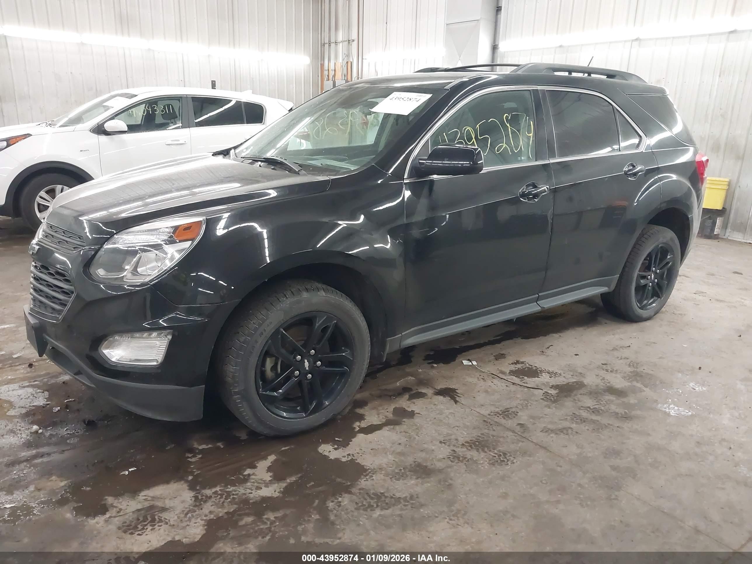 CHEVROLET EQUINOX image 2