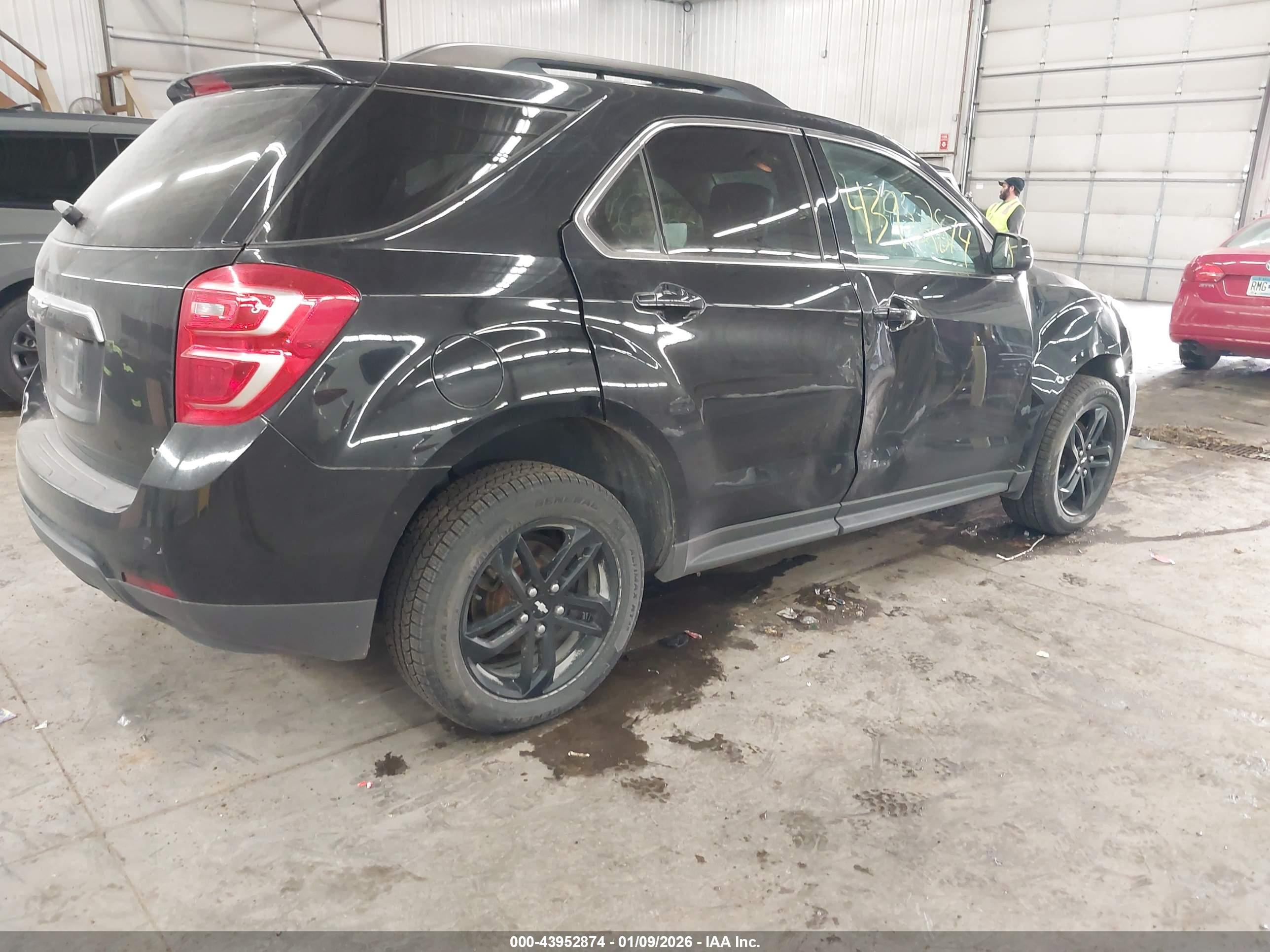 CHEVROLET EQUINOX image 4