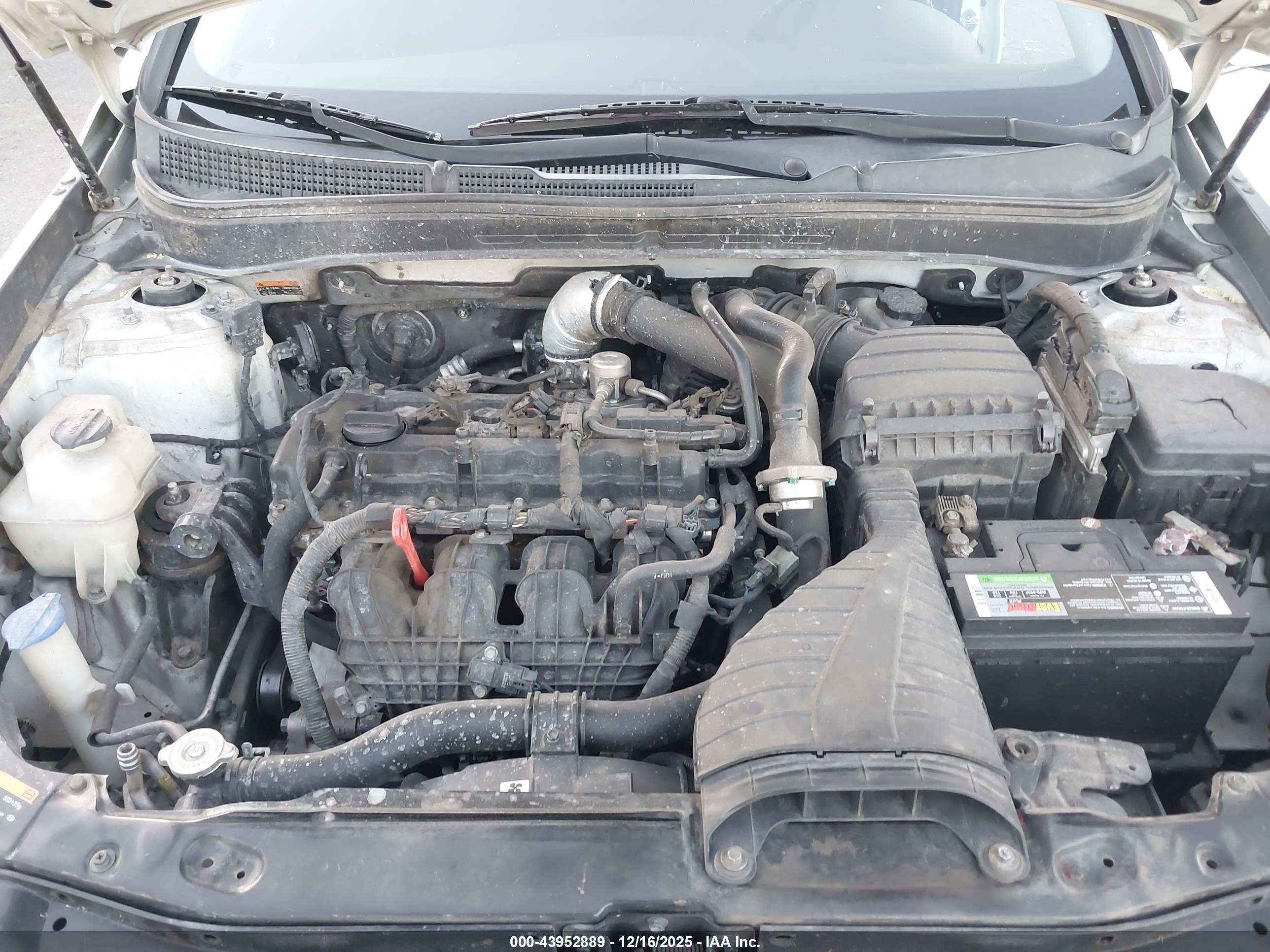 HYUNDAI SONATA image 10