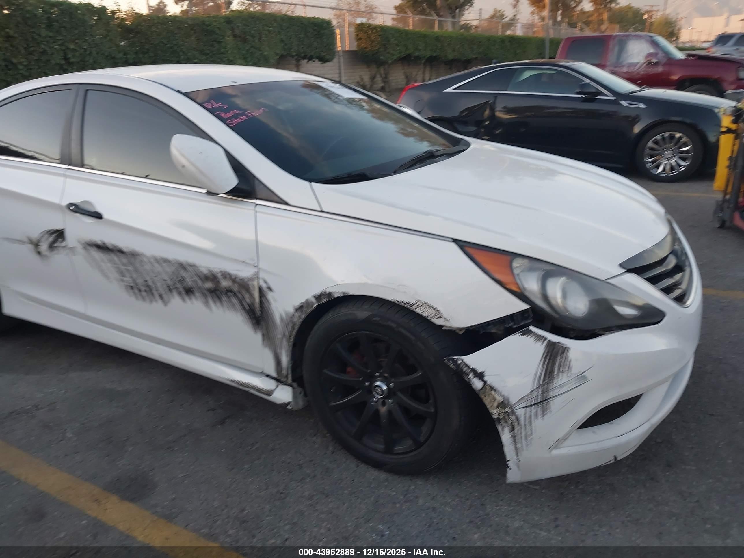HYUNDAI SONATA image 6