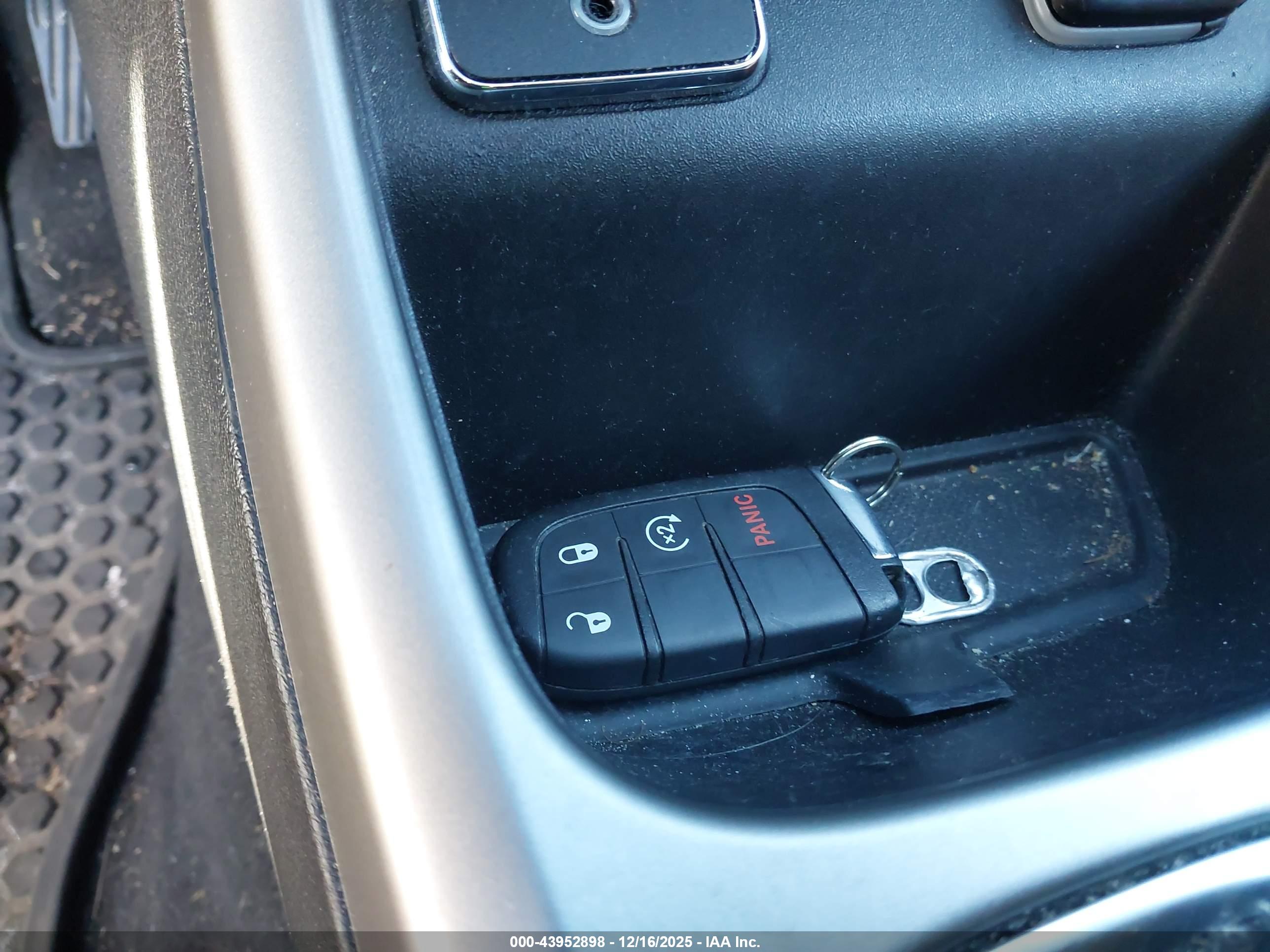 JEEP COMPASS image 11