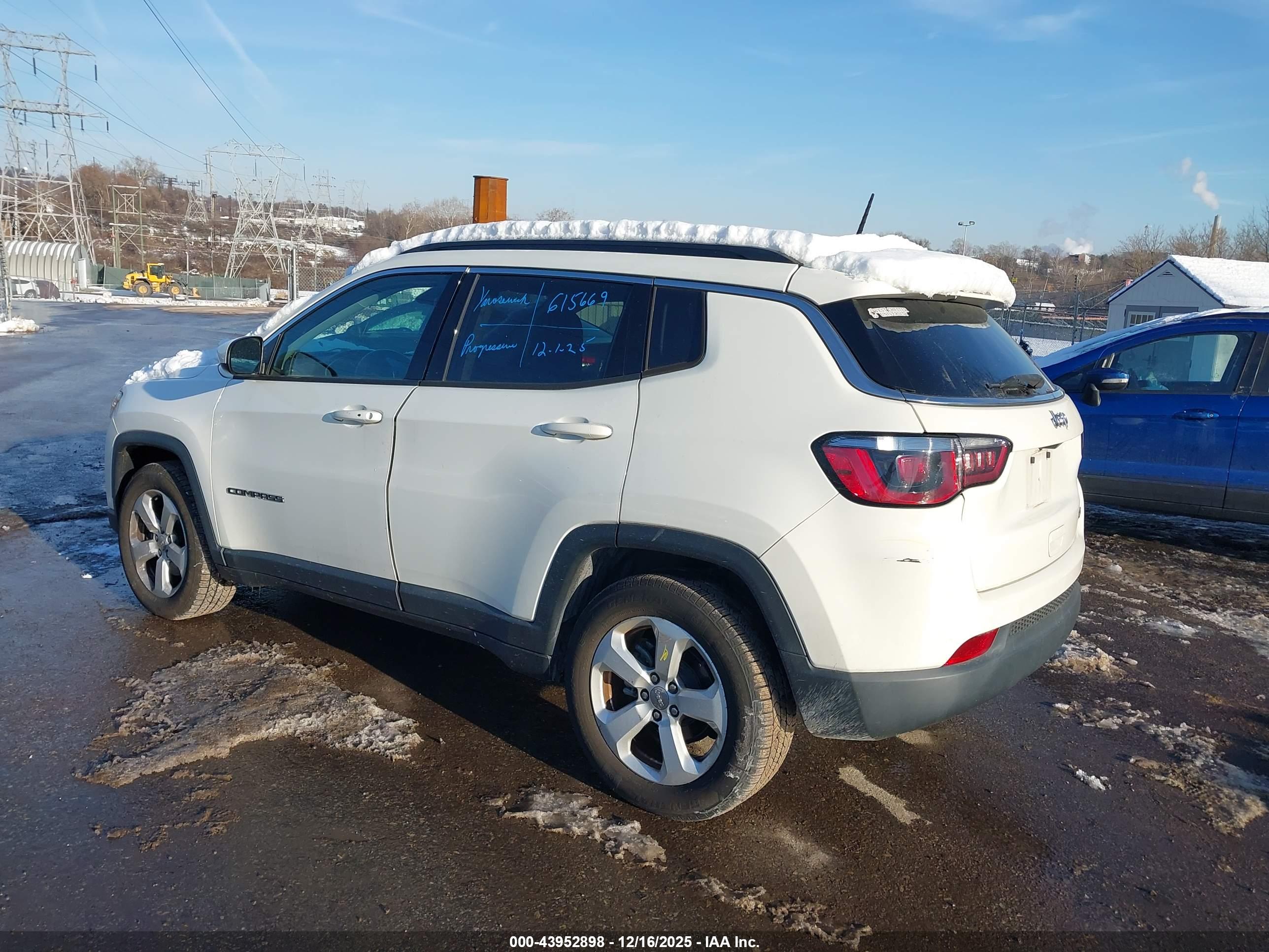 JEEP COMPASS image 3
