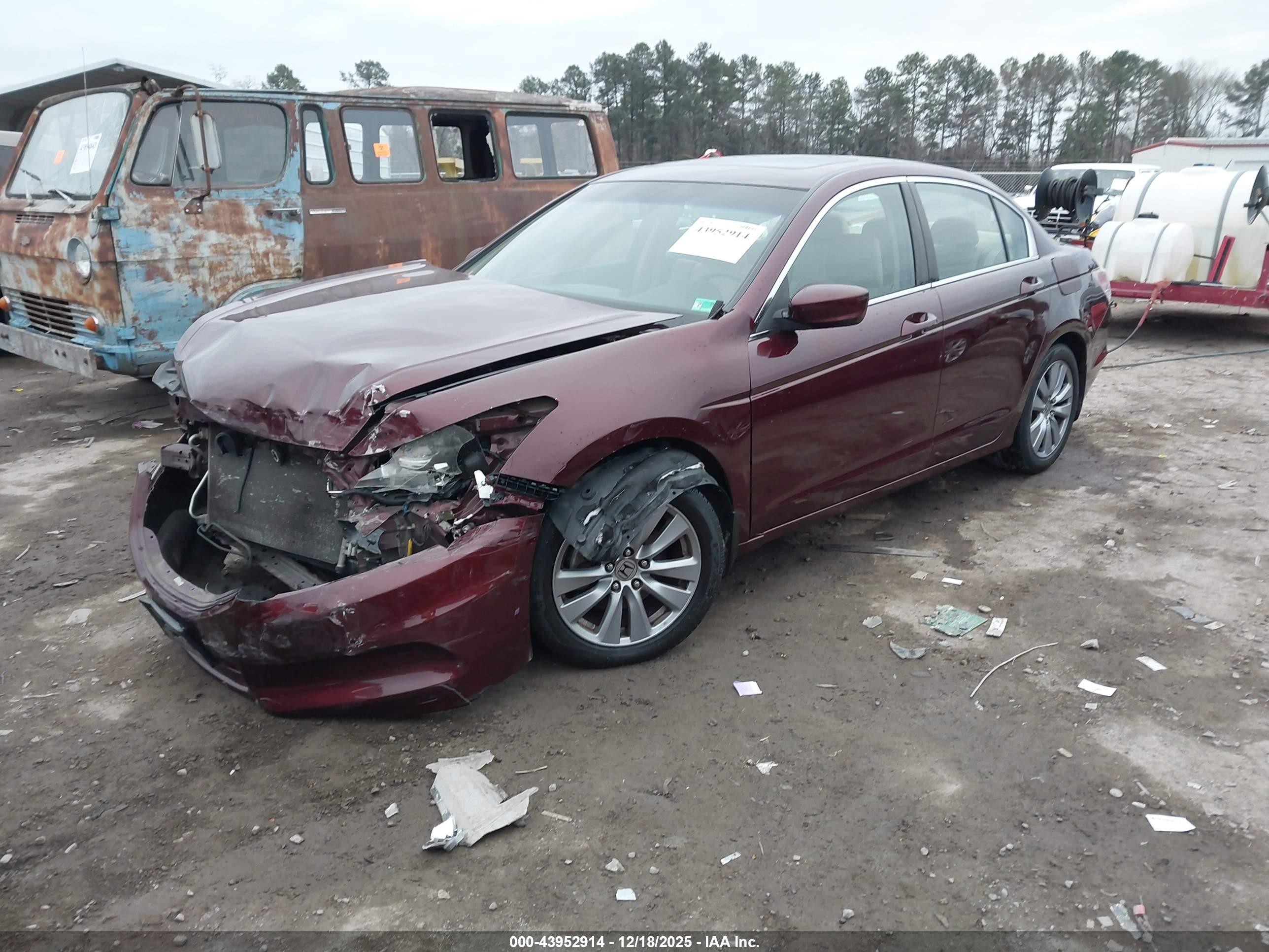 HONDA ACCORD image 2