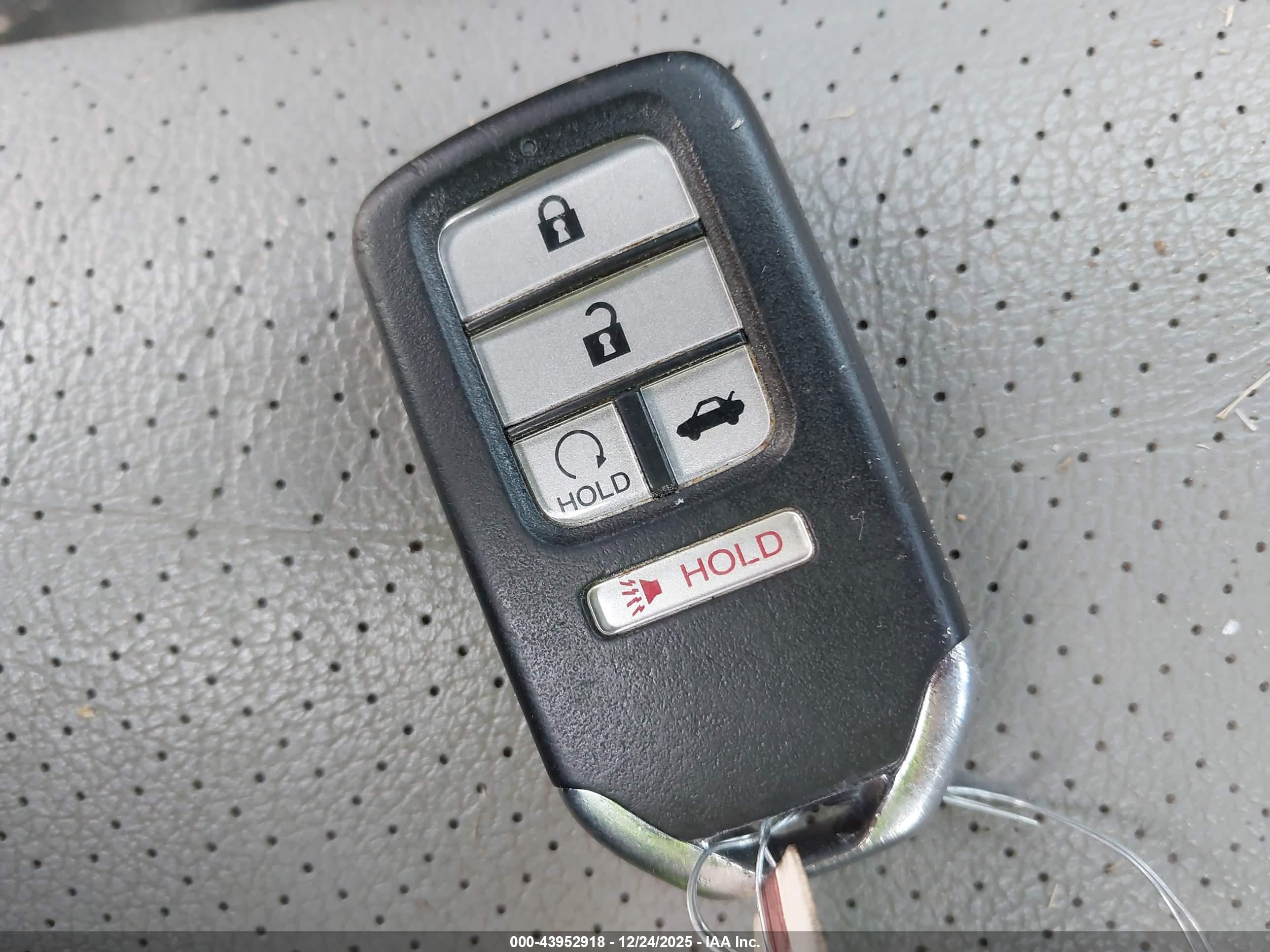 HONDA ACCORD image 11