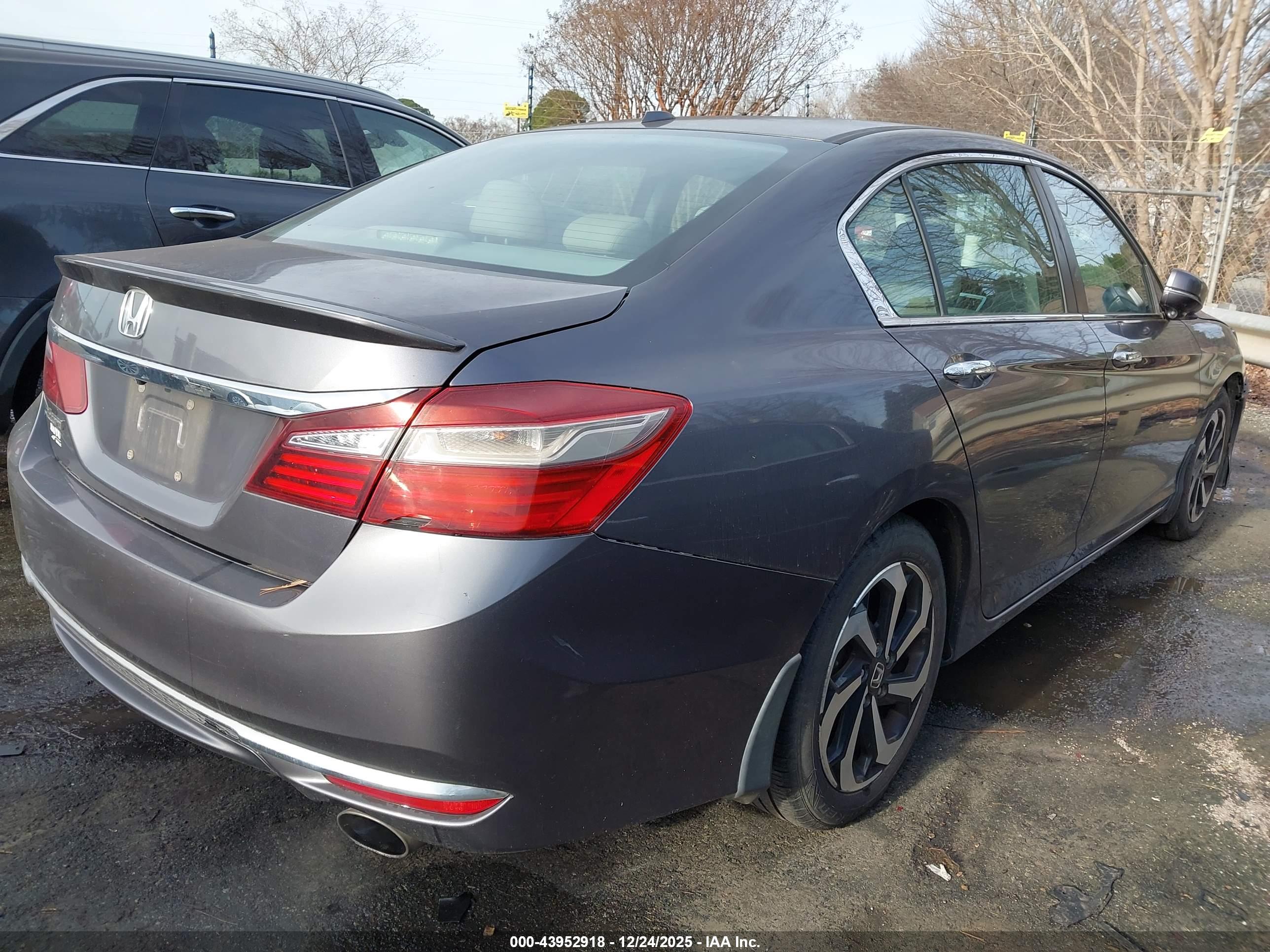 HONDA ACCORD image 4