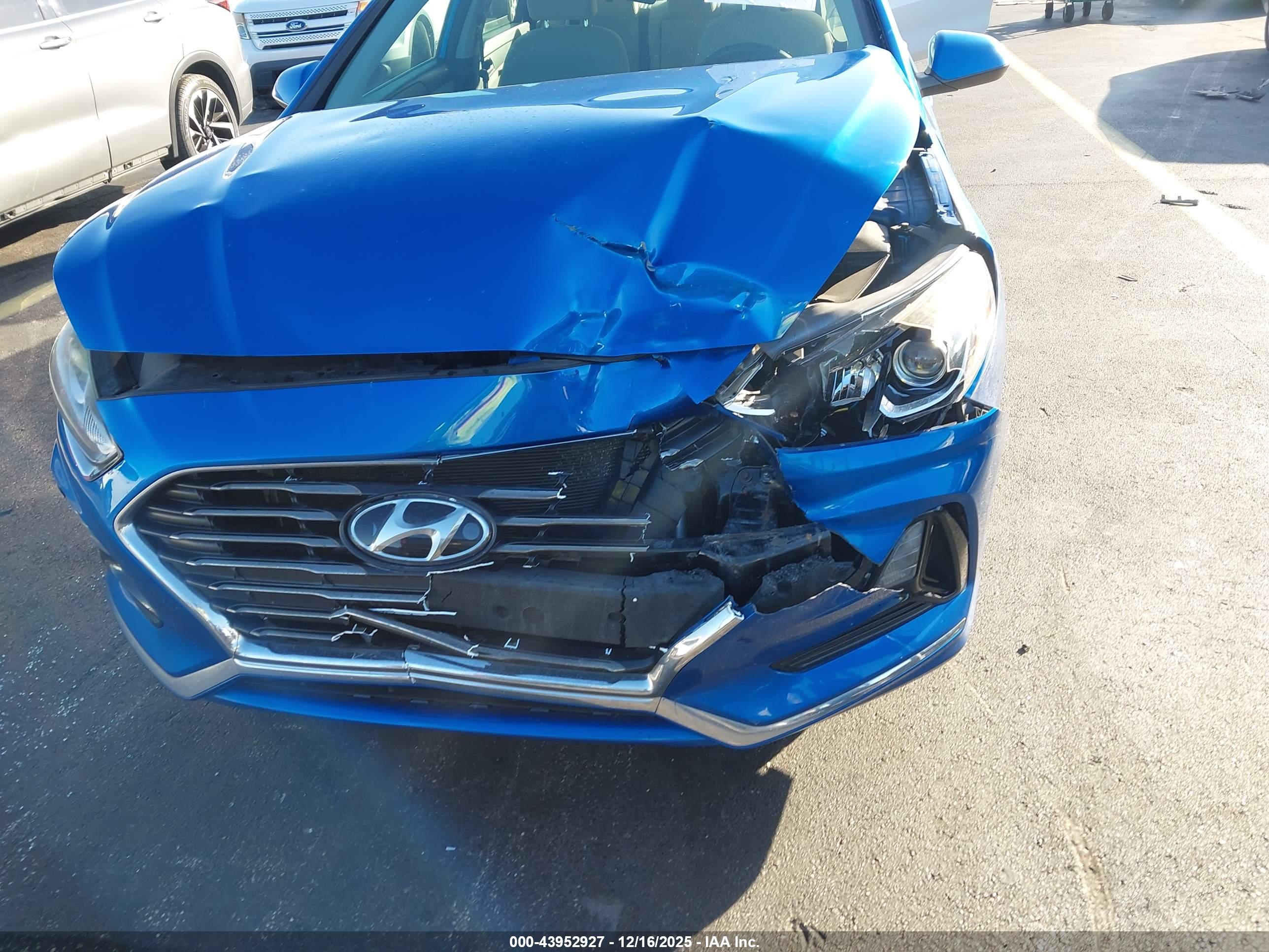 HYUNDAI SONATA image 6