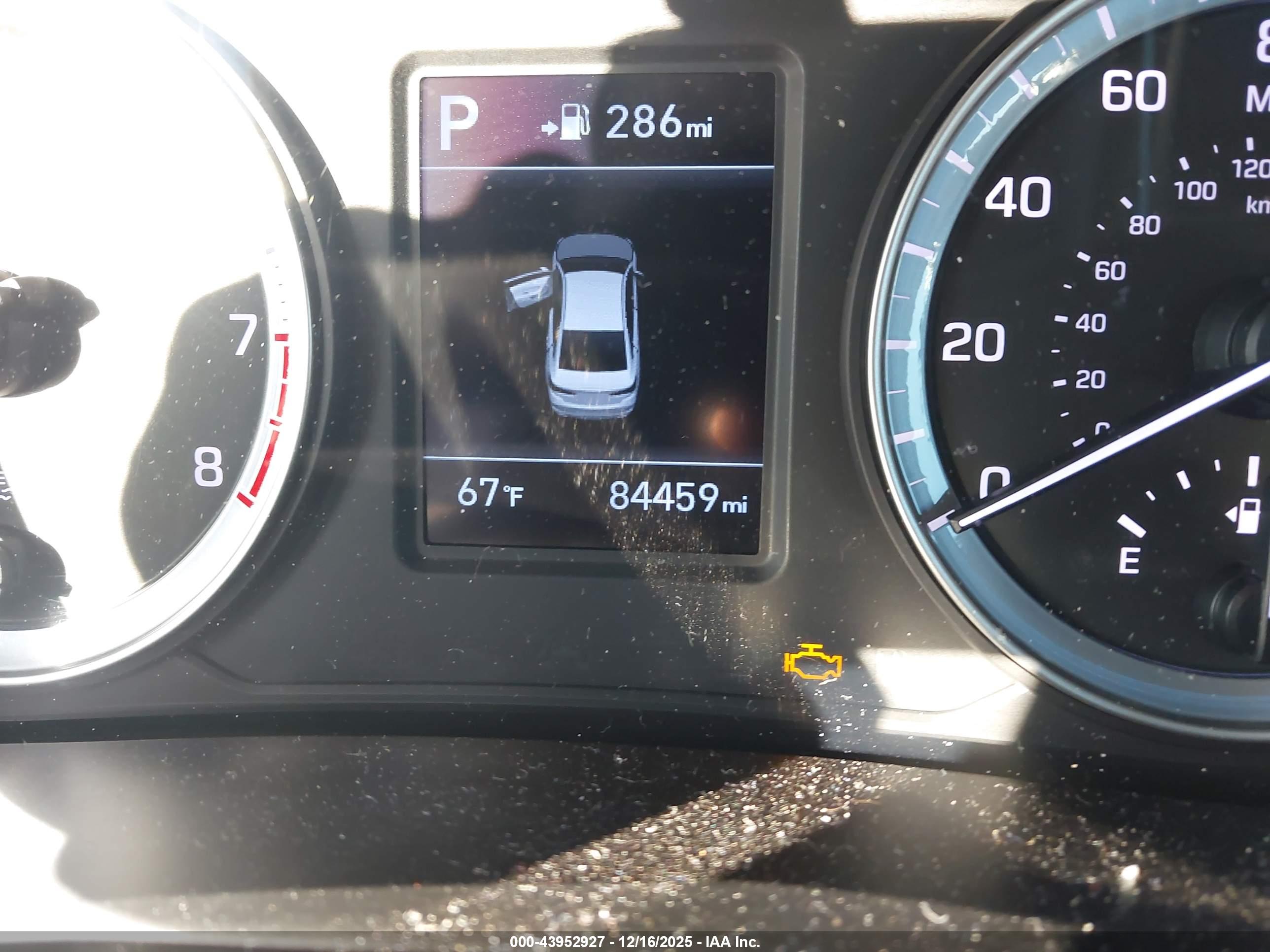 HYUNDAI SONATA image 7